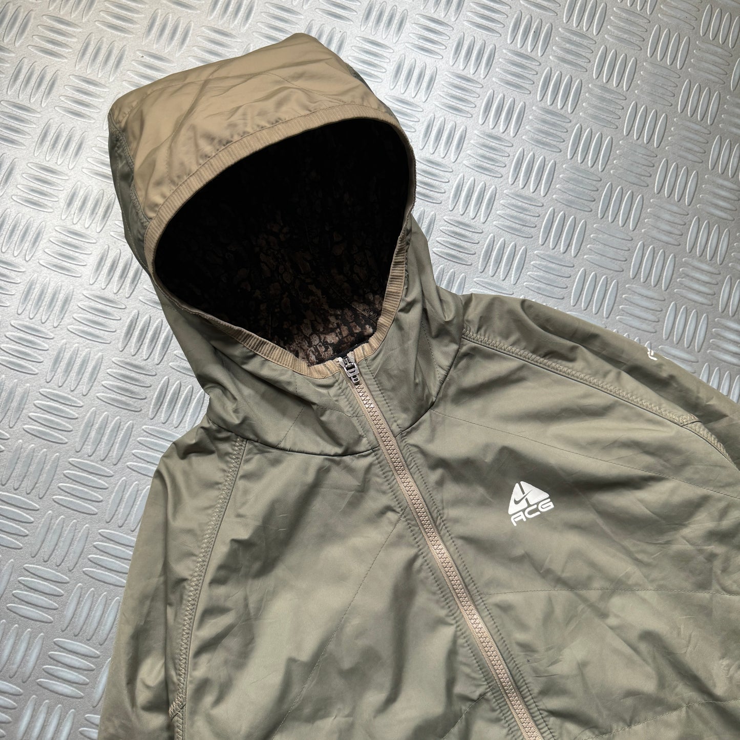 Early 2000's Nike ACG Soft Comp Jacket - Medium
