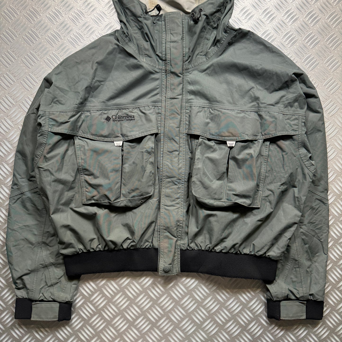 Columbia PFG Cropped Wading Jacket - Small / Medium