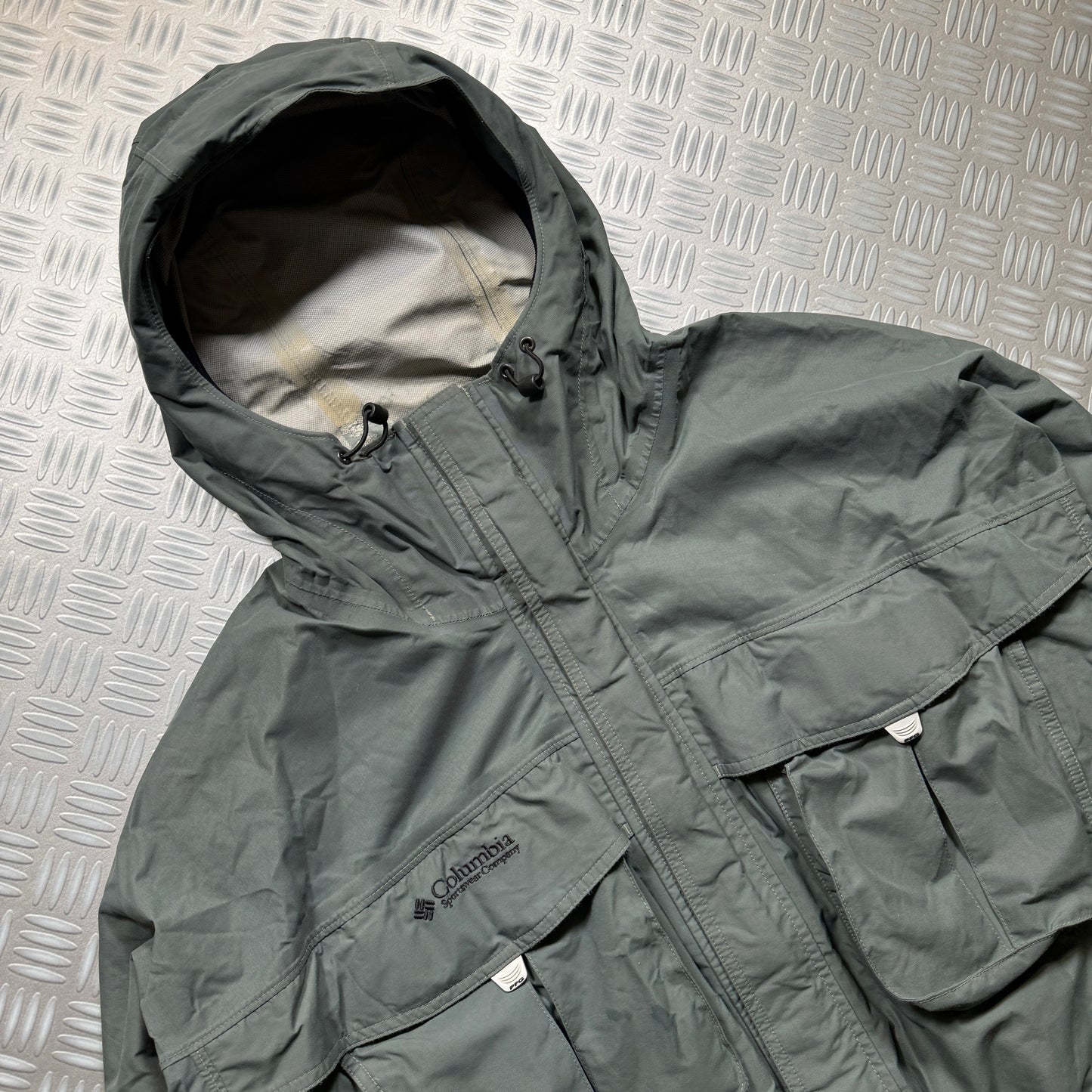 Columbia PFG Cropped Wading Jacket - Small / Medium