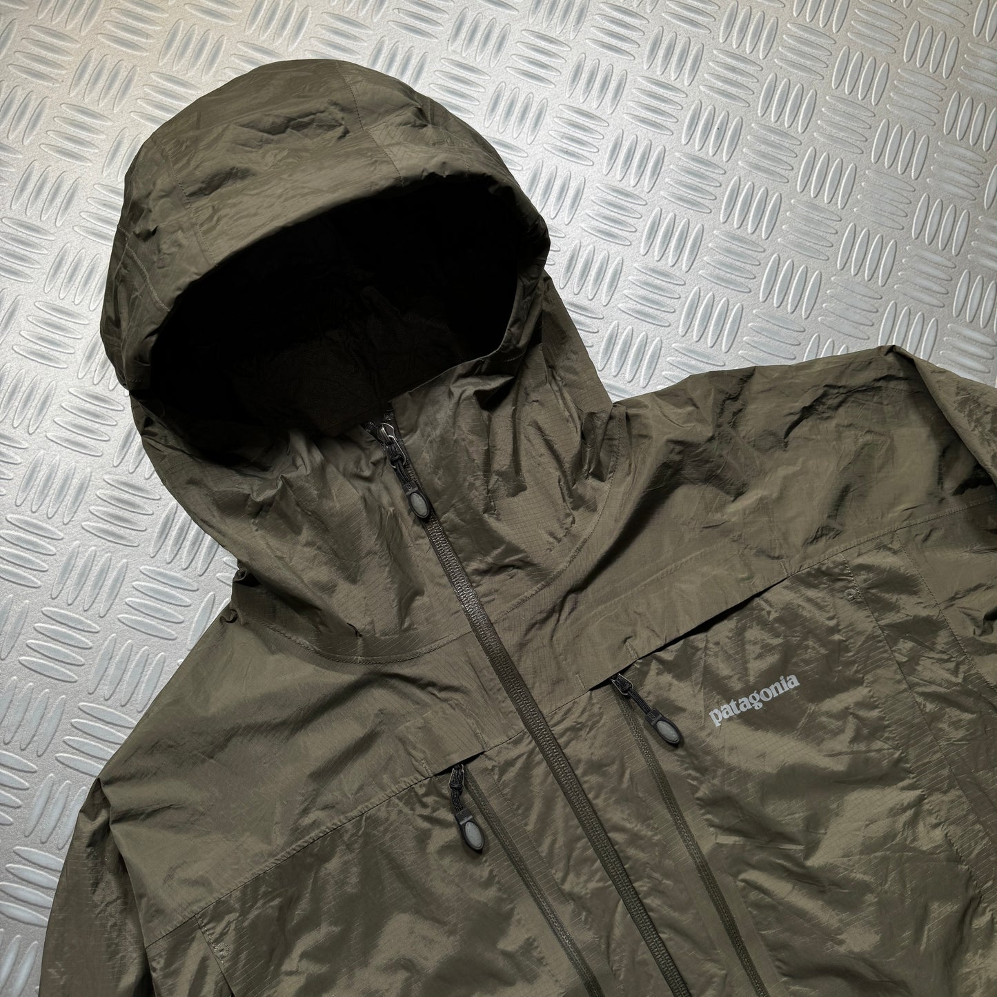 Early 2000's Patagonia Khaki Green Shell Jacket - Small