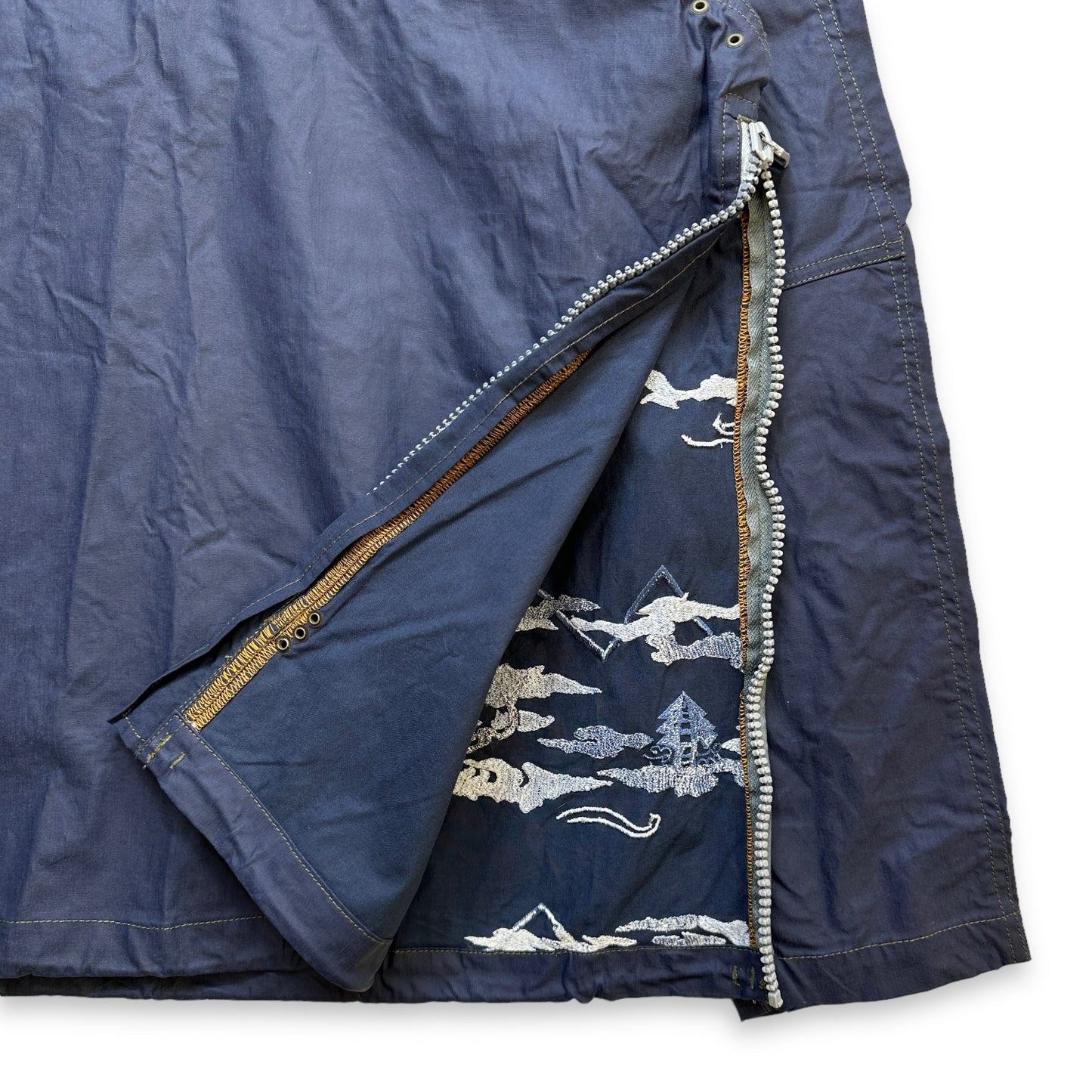 Maharishi Mountain & Cloud Pull en coton ciré brodé - Très grand