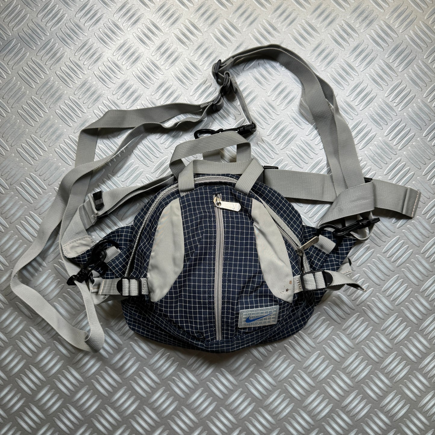 Early 2000's Nike Grid Side Bag