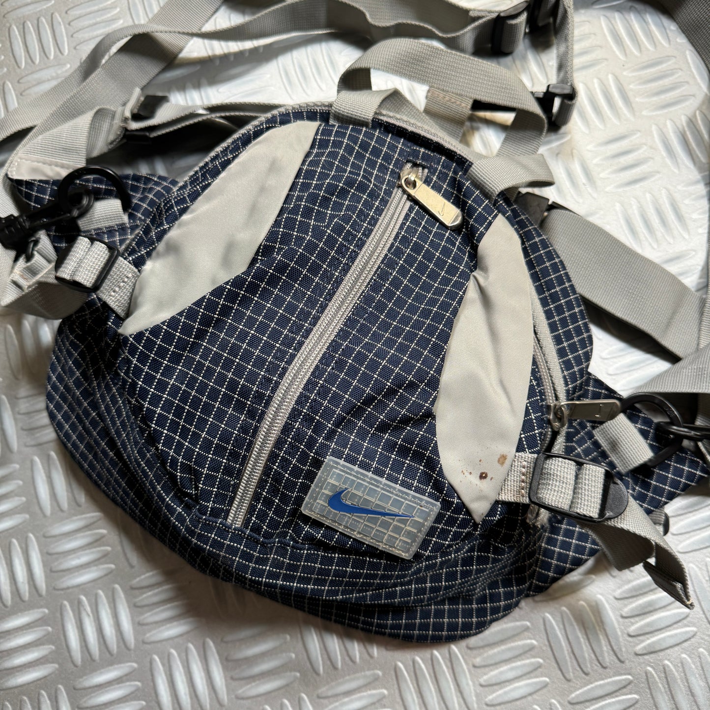Early 2000's Nike Grid Side Bag