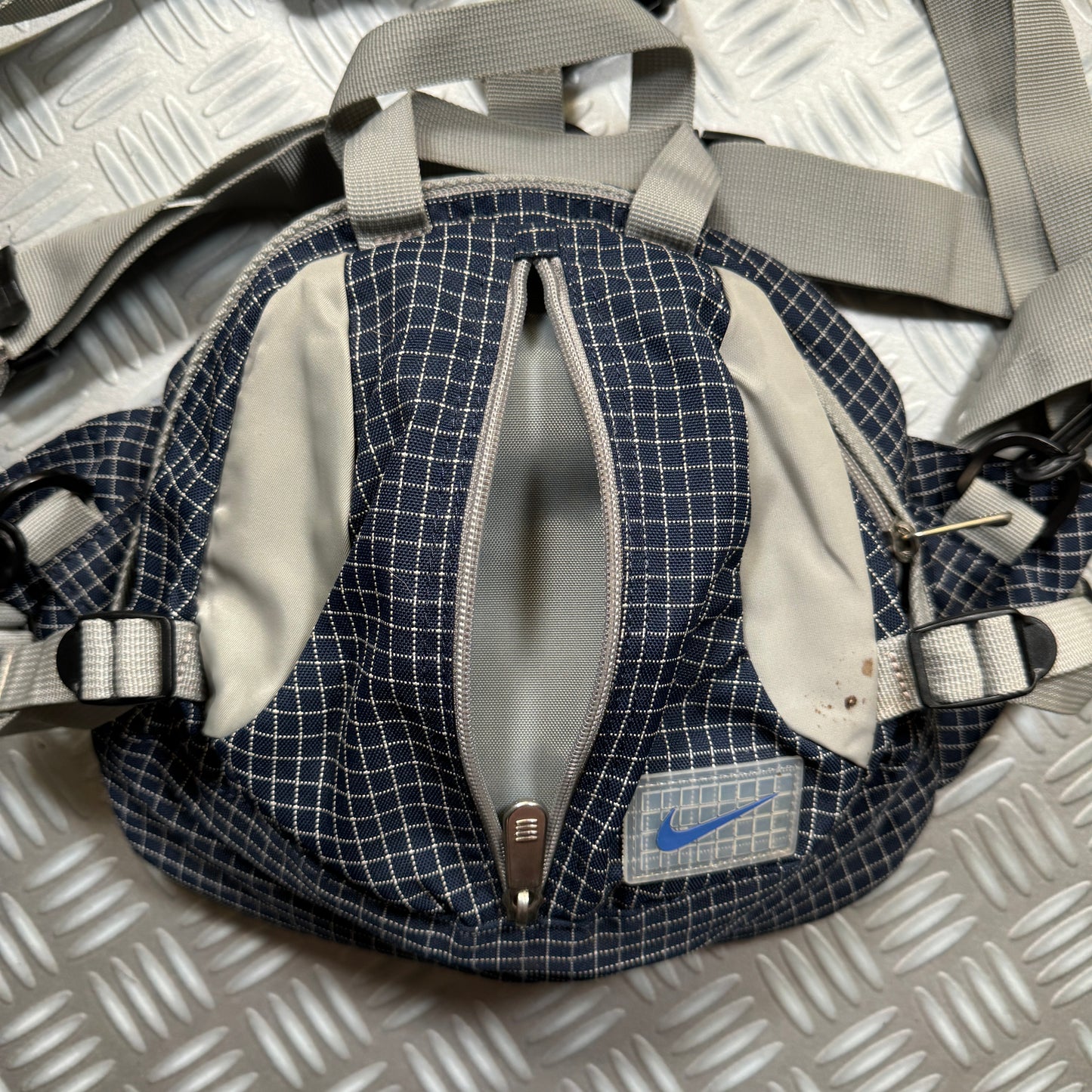 Early 2000's Nike Grid Side Bag