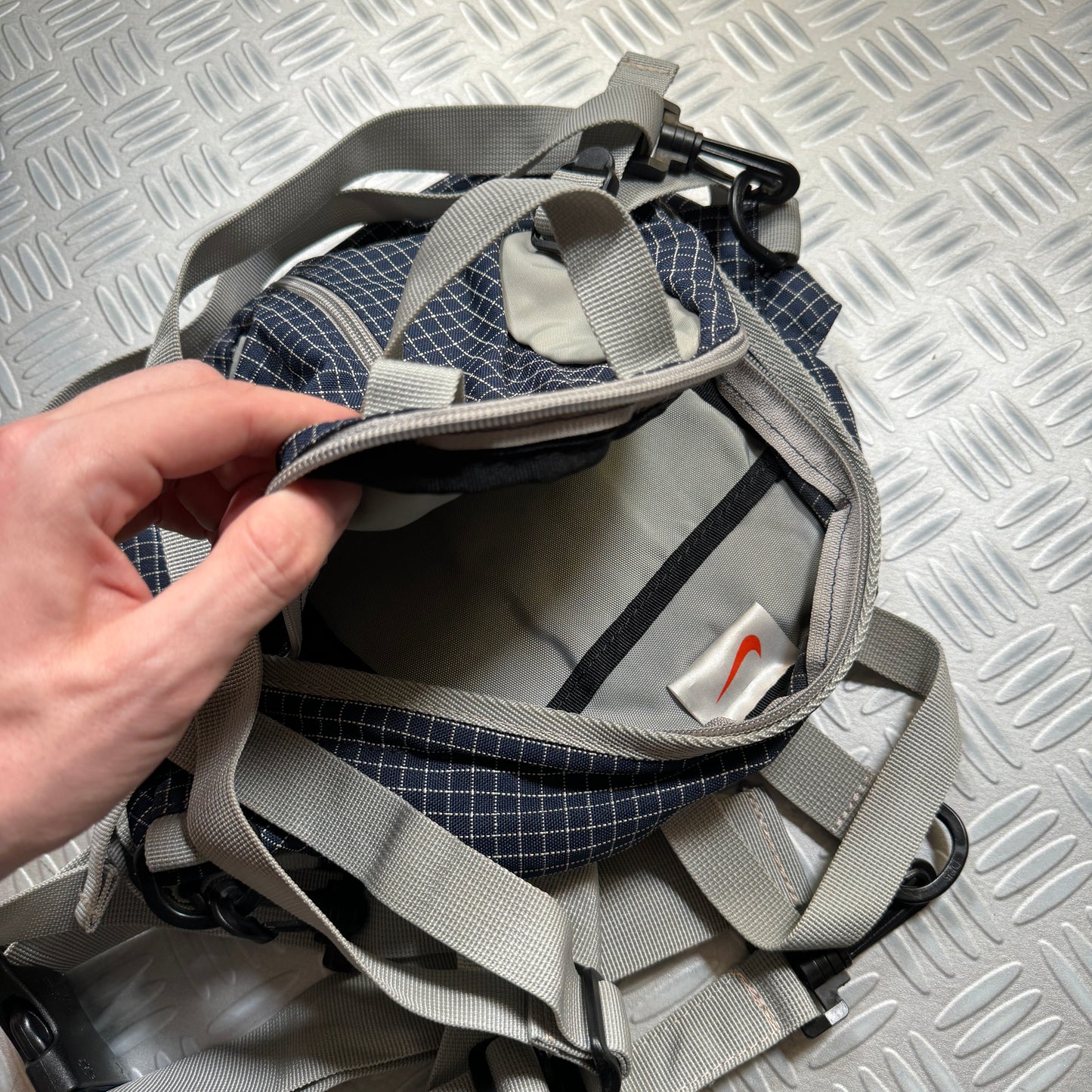 Early 2000's Nike Grid Side Bag