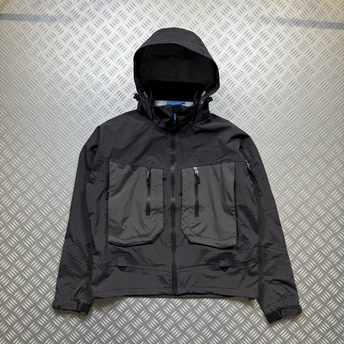 Early 2000's Multi-Pocket Taped Seam Waterproof Technical Jacket - Medium/Large