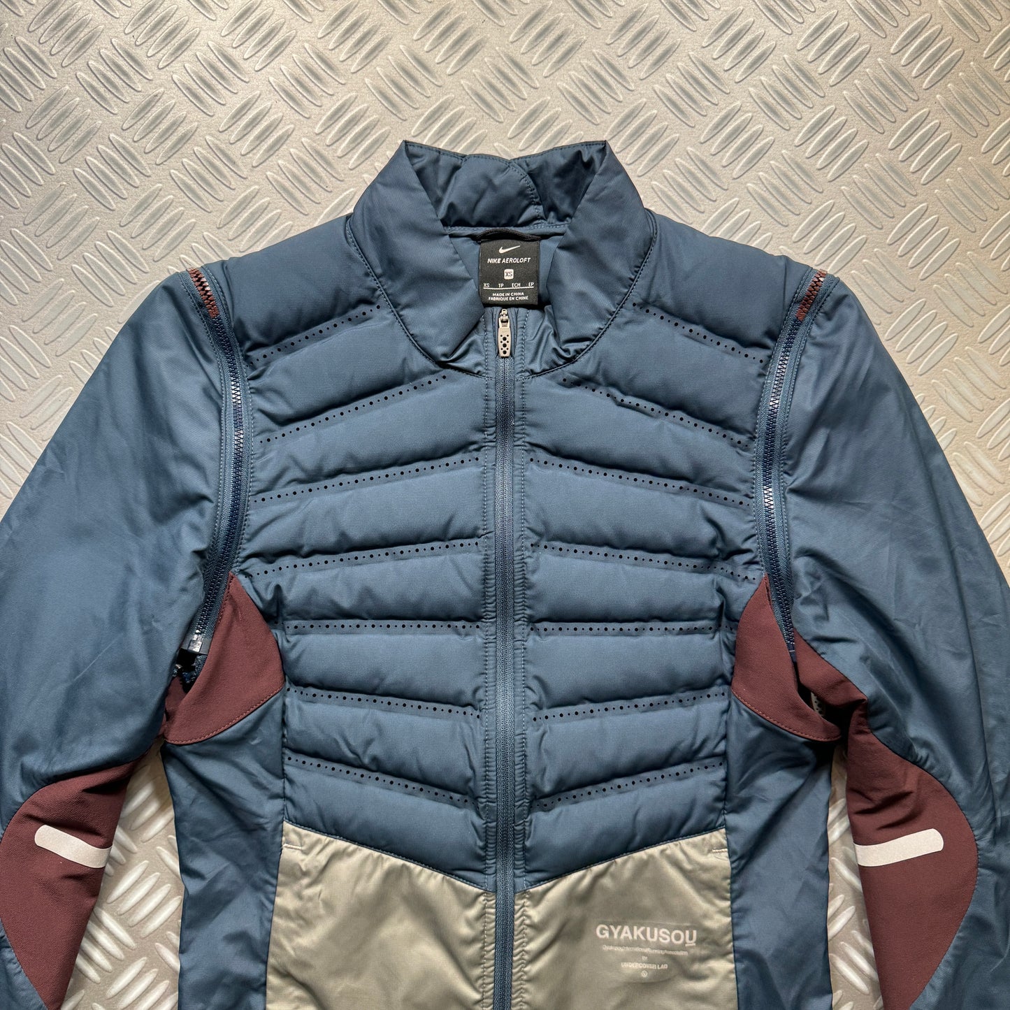 Nike x Undercover Gyakusou Perforated Performance Jacket - WMNS UK6-8