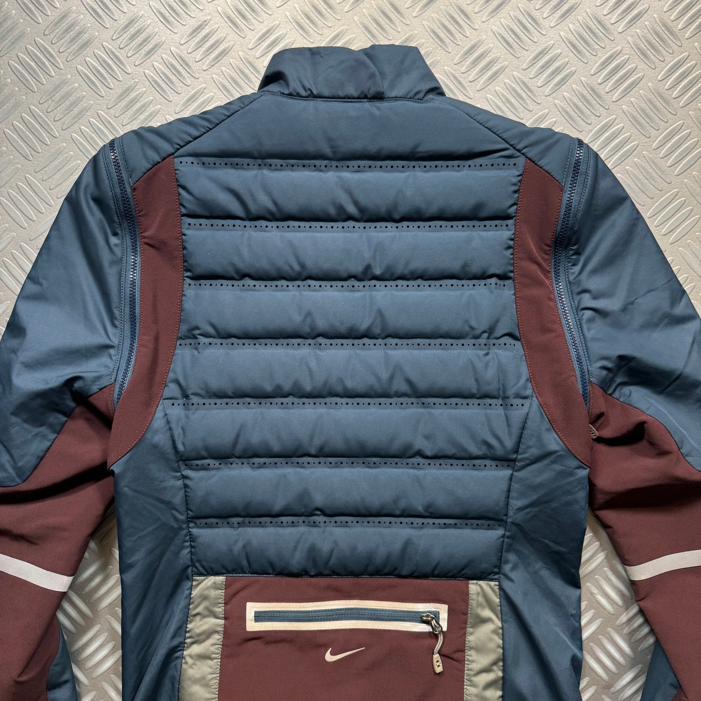Nike x Undercover Gyakusou Perforated Performance Jacket - WMNS UK6-8