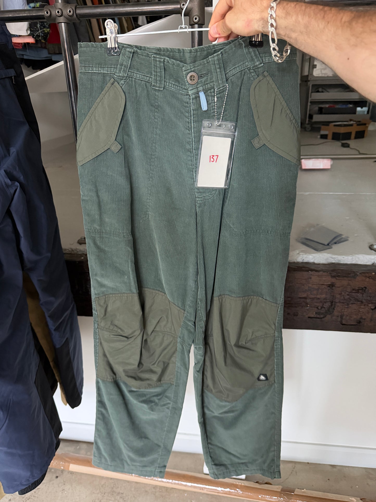 Nike ACG Baby Cord Carpenter Pant
