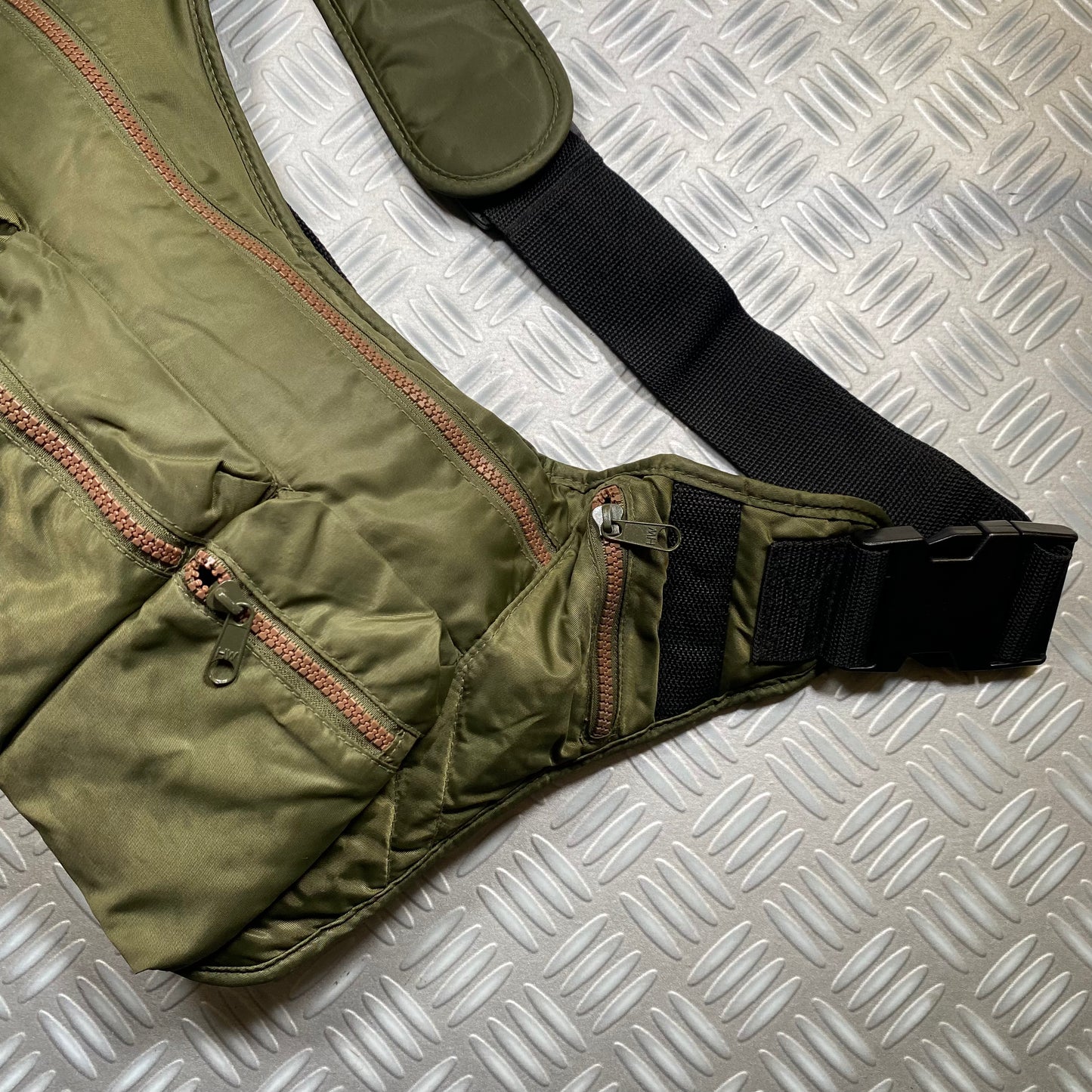 Vintage Khaki Multi-Pocket Utility Side Bag