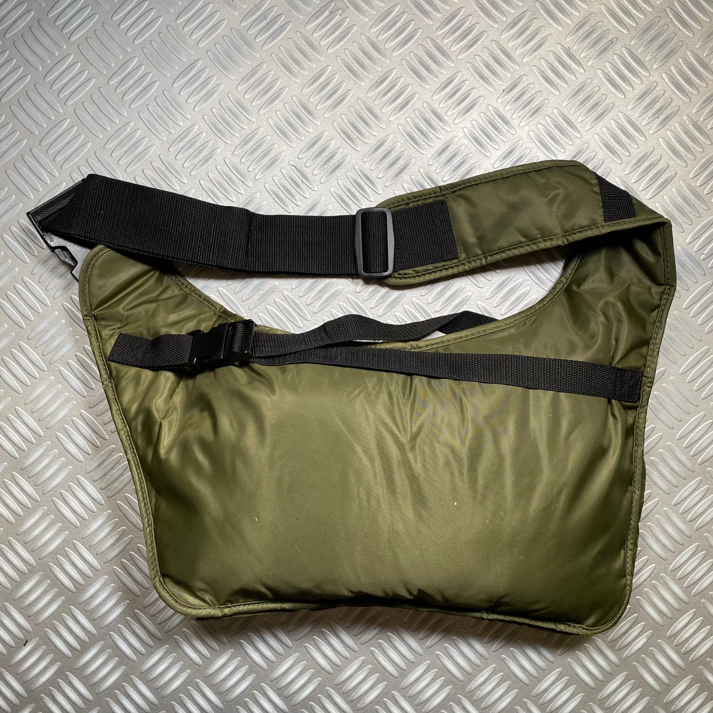 Vintage Khaki Multi-Pocket Utility Side Bag