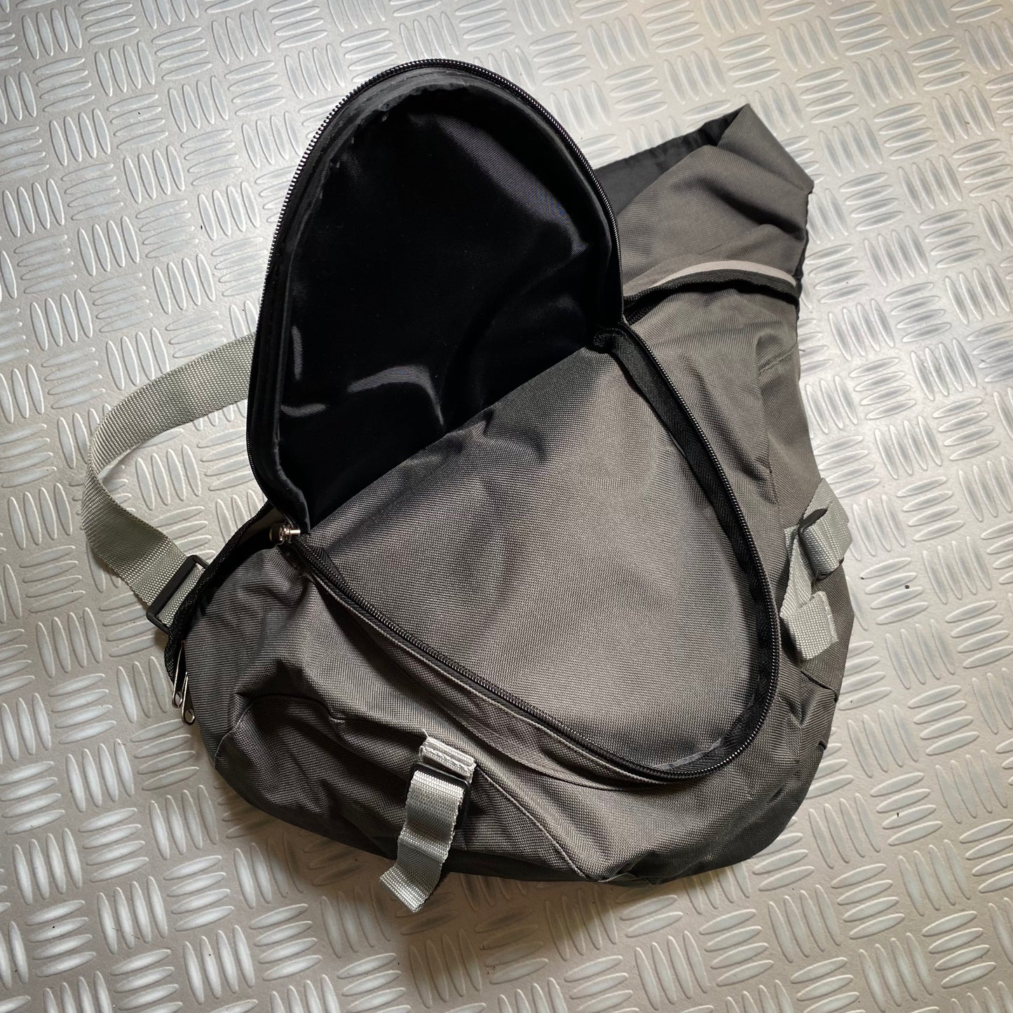 Vintage Grey/Orange Cross-Stitch Sling Side Bag