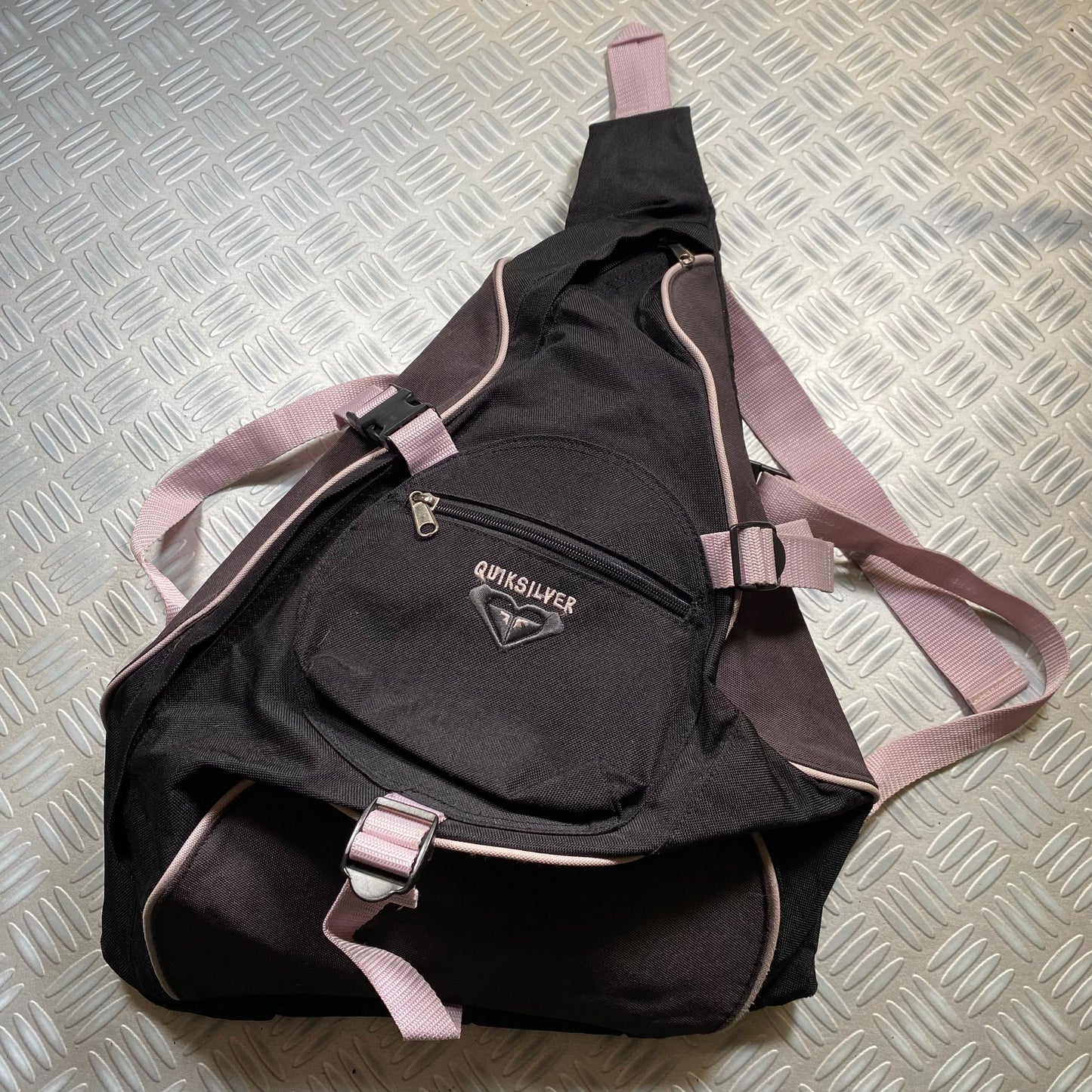 Quiksilver Tri-Harness Sling Bag