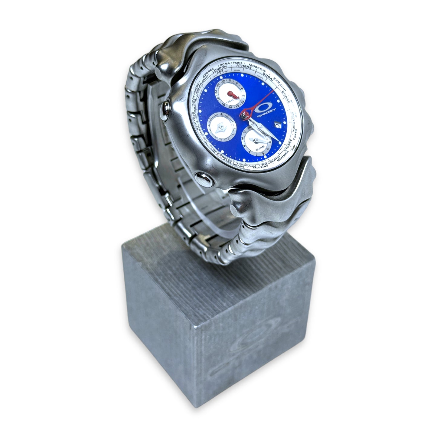 Montre analogique bleue aiguisée Oakley GMT 2003