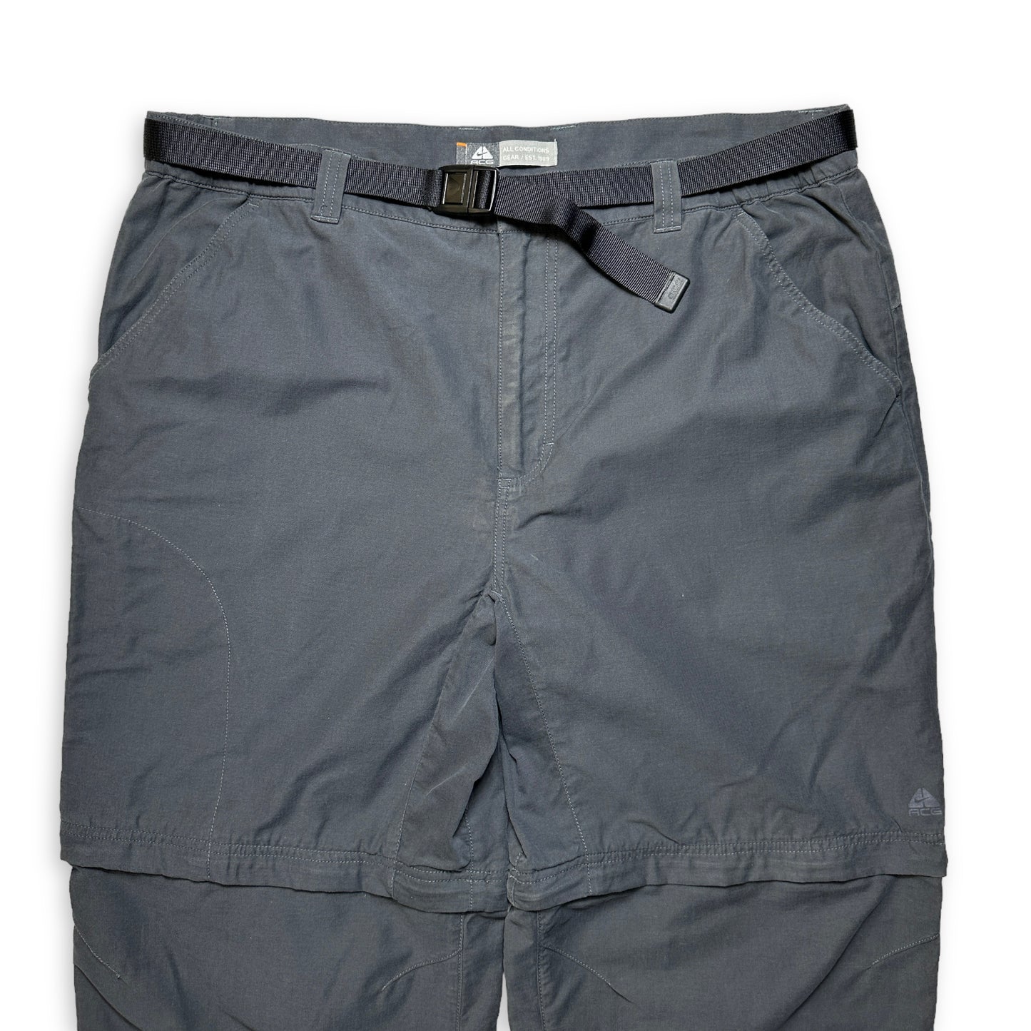 Nike ACG Gris Foncé 2en1 Zip Off Cargos - Taille 36-40"