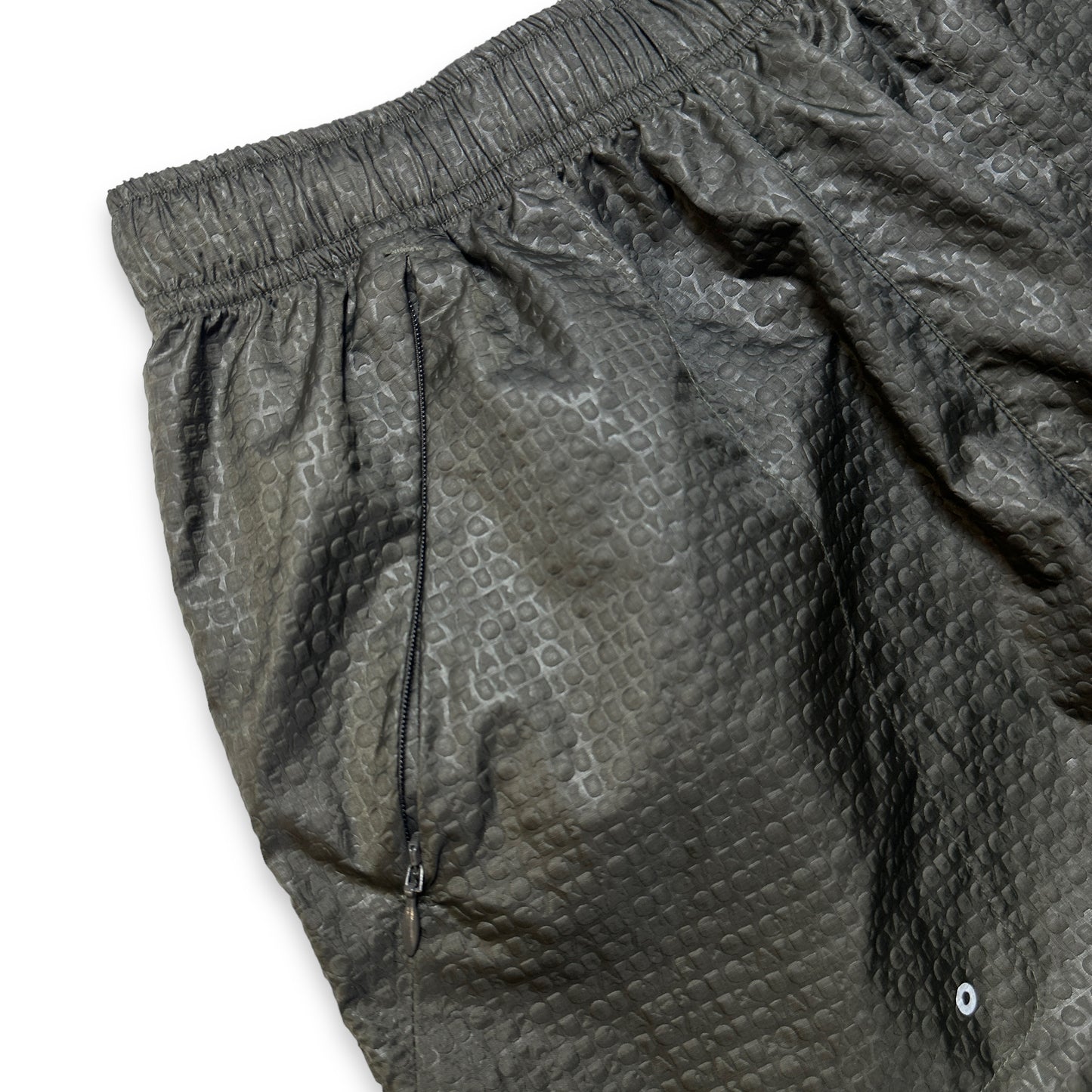 Nike Gyakusou Short à imprimé répété en relief vert foncé - Petit