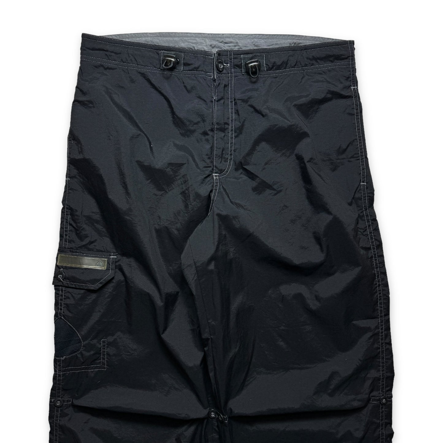 Early 2000's Nike ACG Nylon Cargo Pant - 32-34" Waist