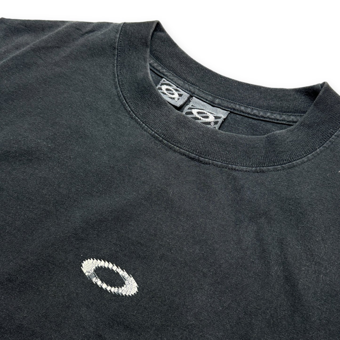 Early 2000's Oakley Graphic Tee - Extra Large