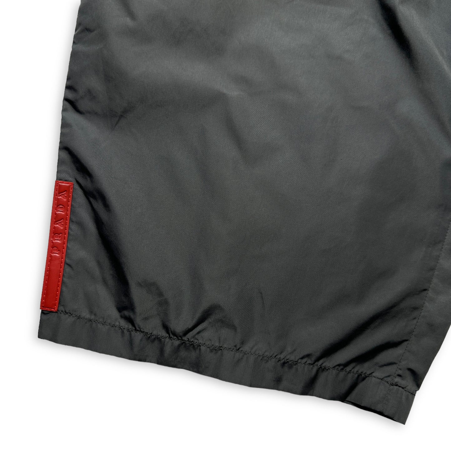 Short en nylon Prada Sport SS99 - Taille 30"