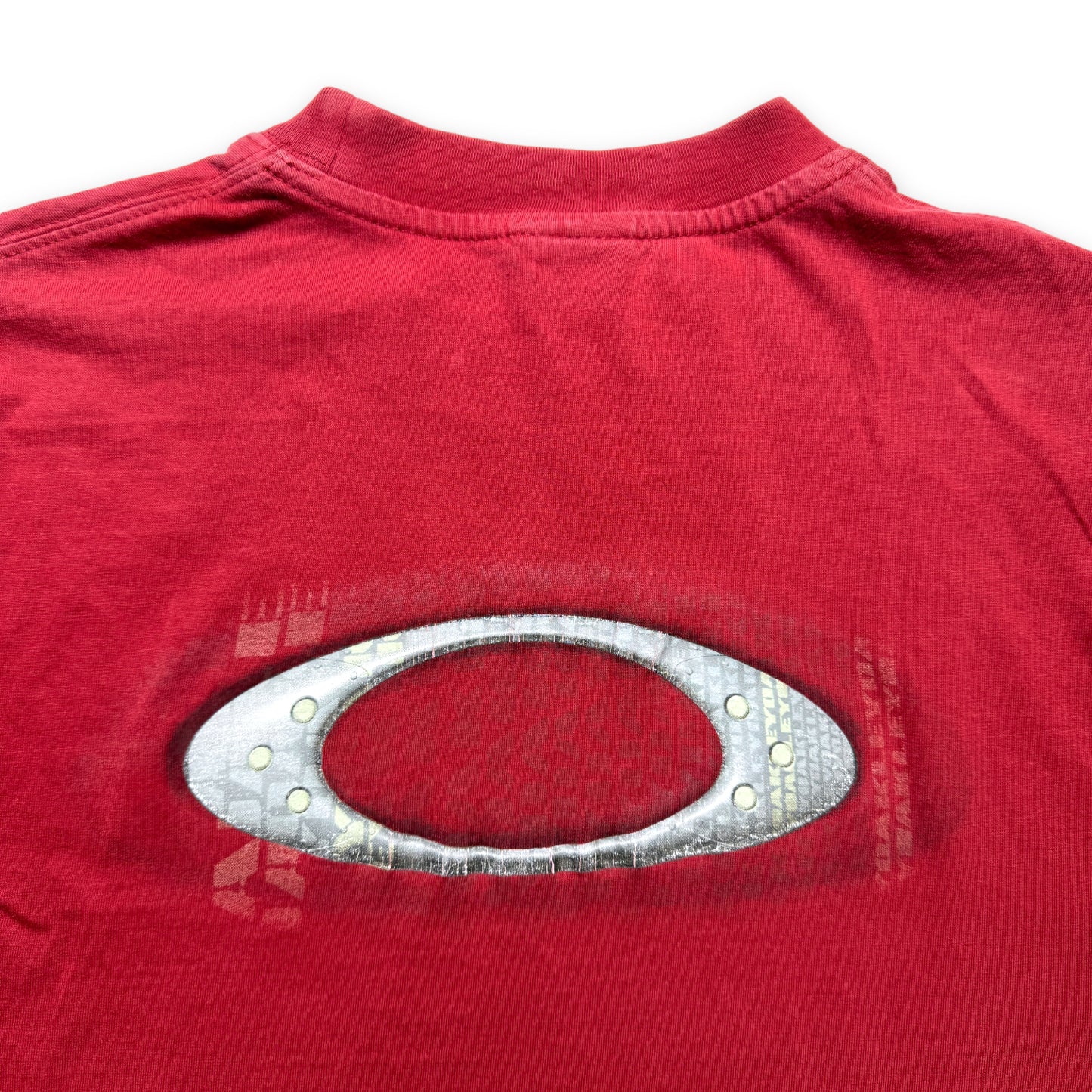 Oakley Bright Red Spellout Tee du début des années 2000 - Petit