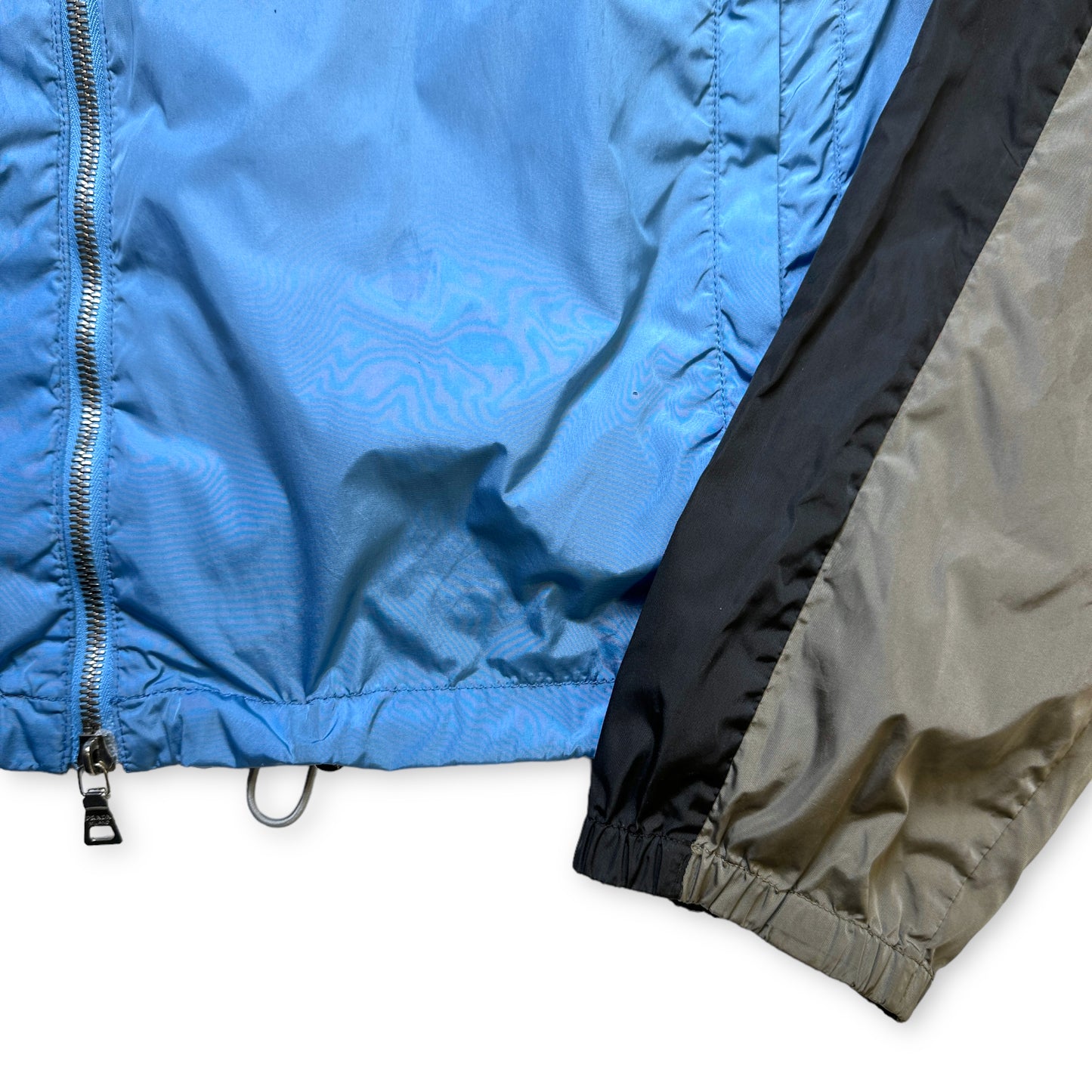 Veste en nylon pliable tricolore Prada Sport du début des années 2000 - Petit / Moyen