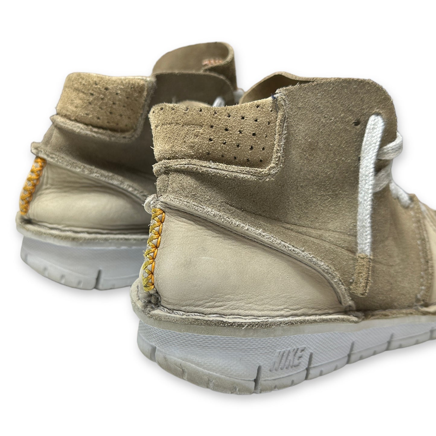 2005 Nike Considered ' BB' Mid Everyday Shoe - UK9 / US10 / EU44