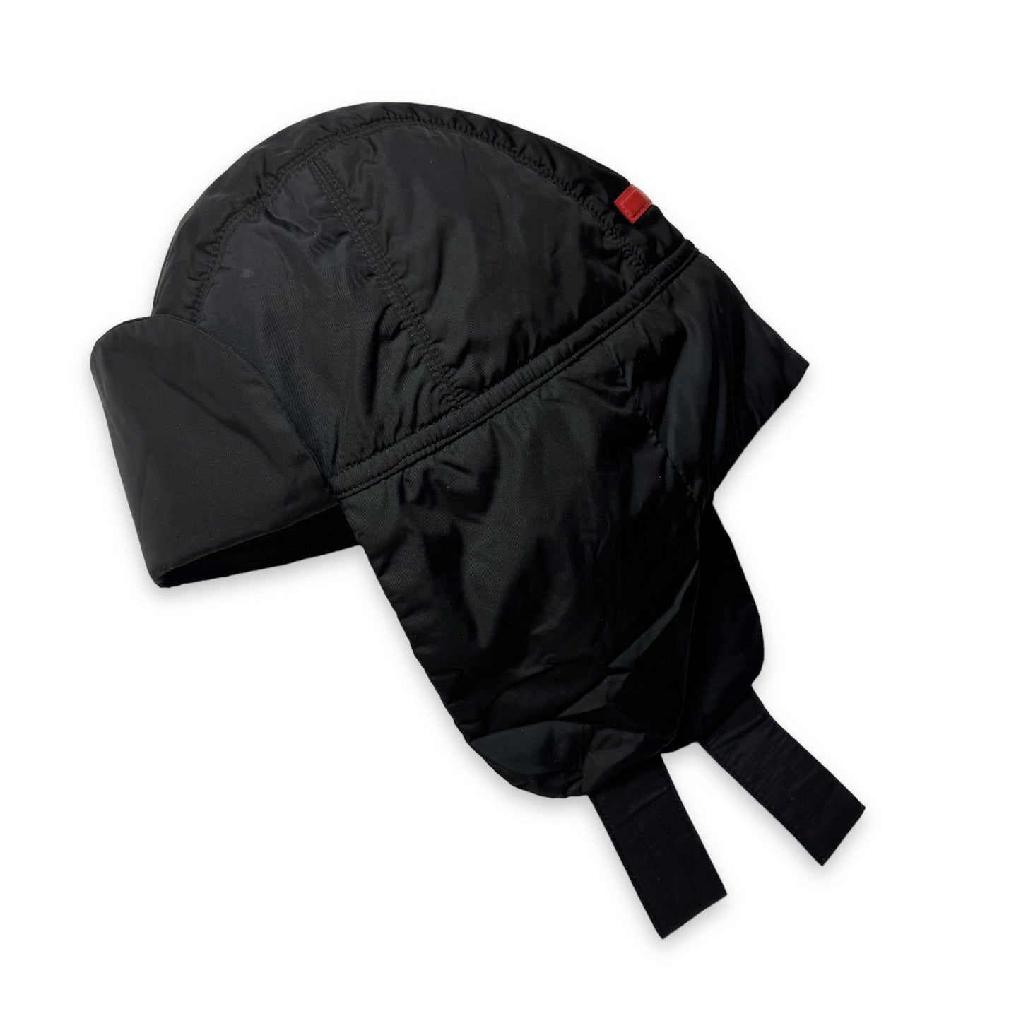 Casquette de vol rembourrée en nylon noir jet Prada du début des années 2000