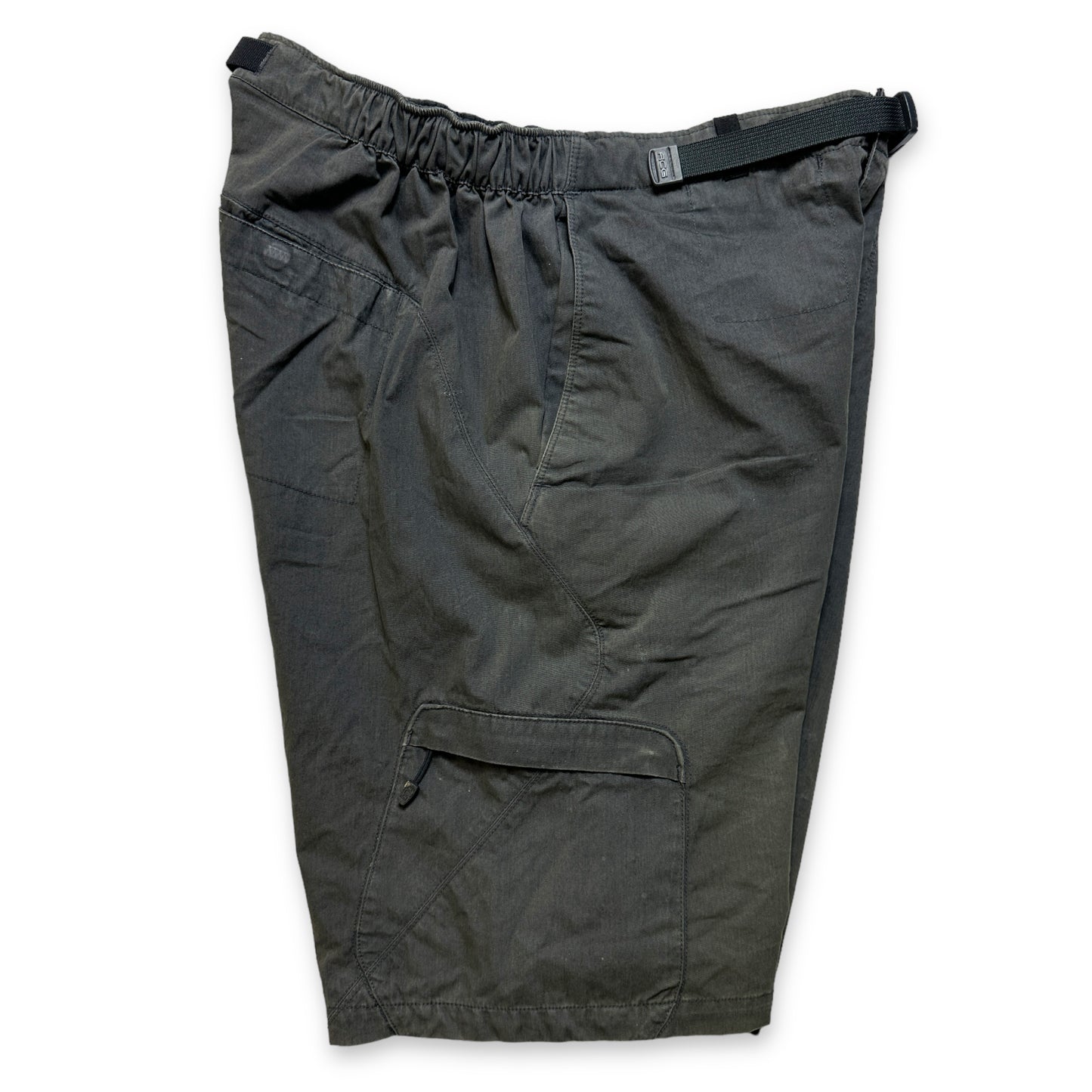 Nike ACG Dark Grey Cargo Shorts - 30" Waist