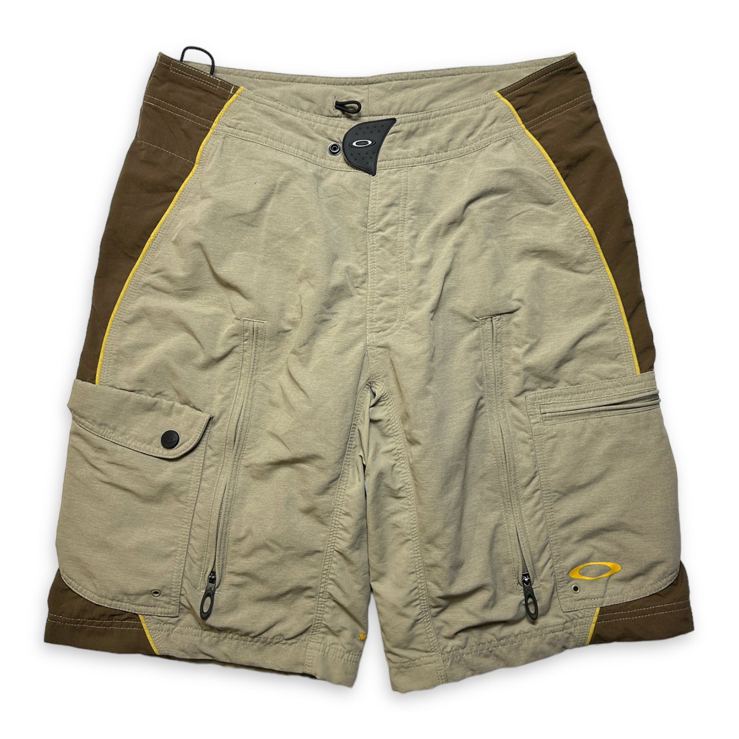 Sample Oakley Ventilated Cargo Shorts - Large