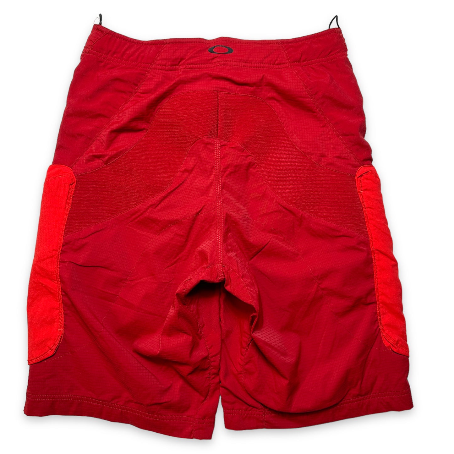 Short ventilé Oakley rouge vif - moyen