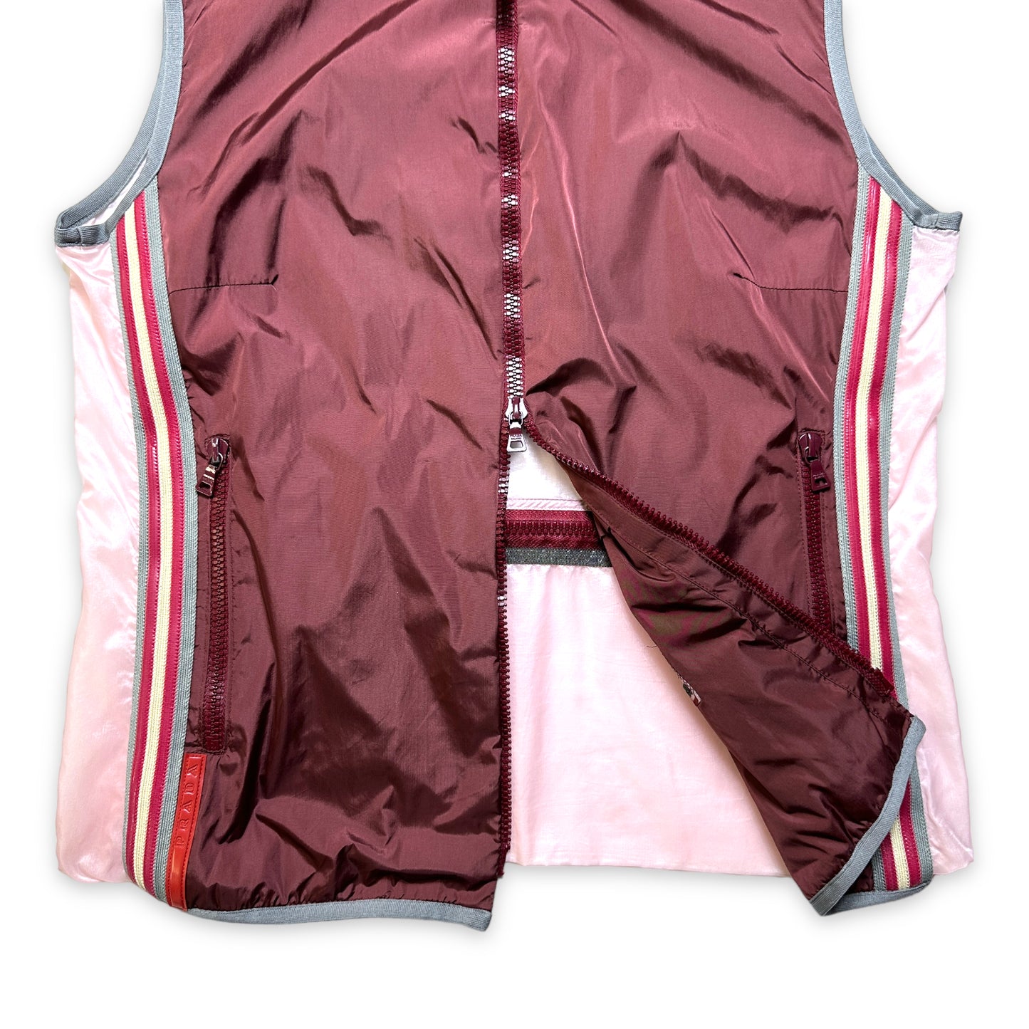 SS00' Prada Sport Gilet Bordeaux/Rose - UK6-8