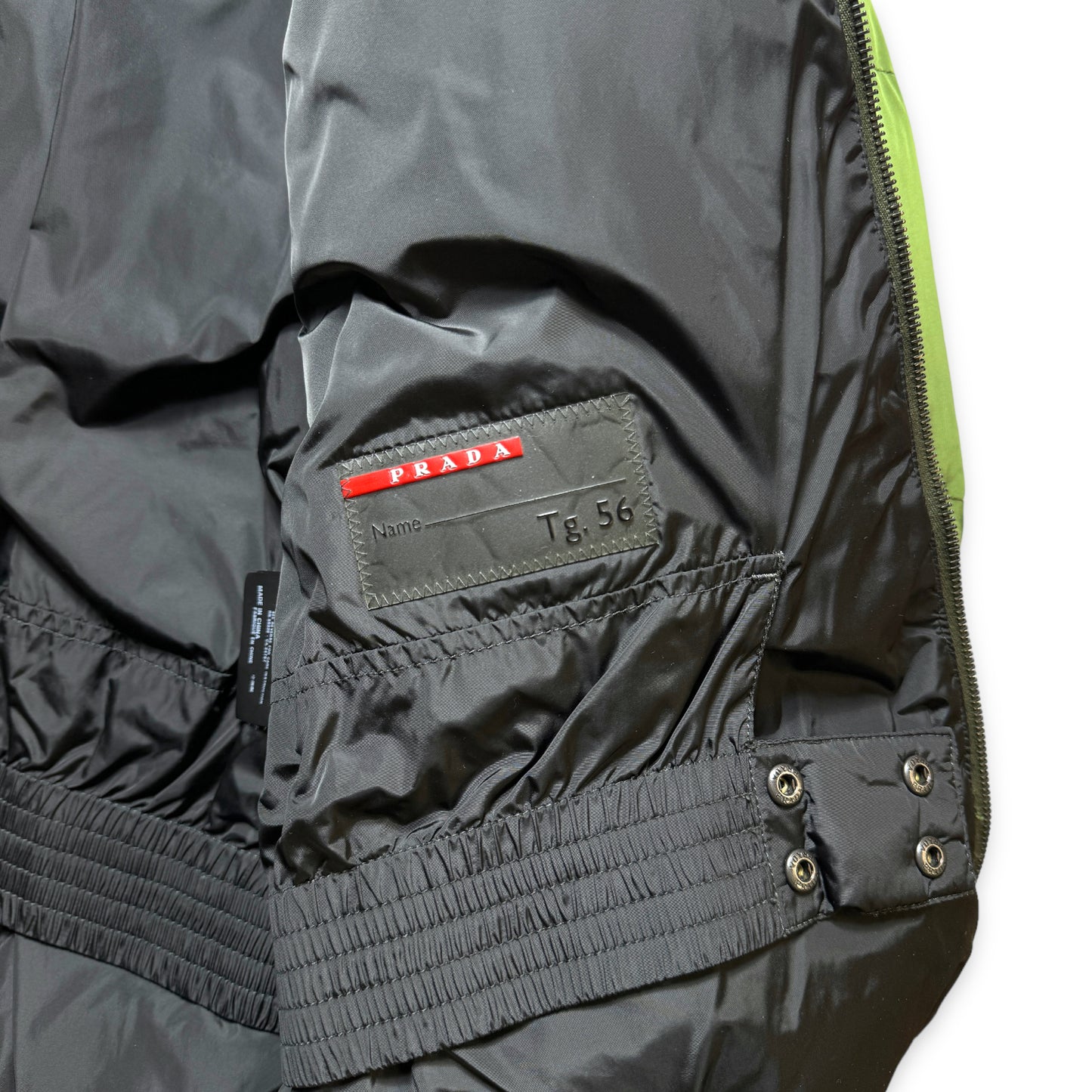 Prada Linea Rossa Doudoune en nylon vert vif - Extra Large