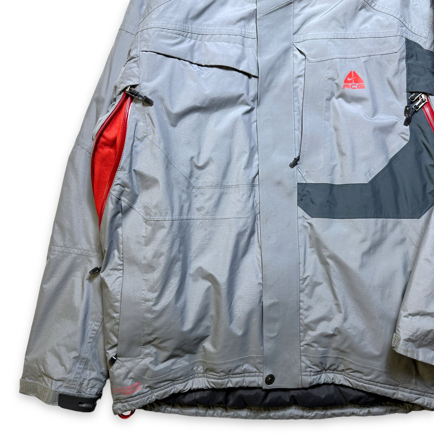 Early 2000's Nike ACG Grey/Red Ventilation Padded Jacket - Large / Extra Large