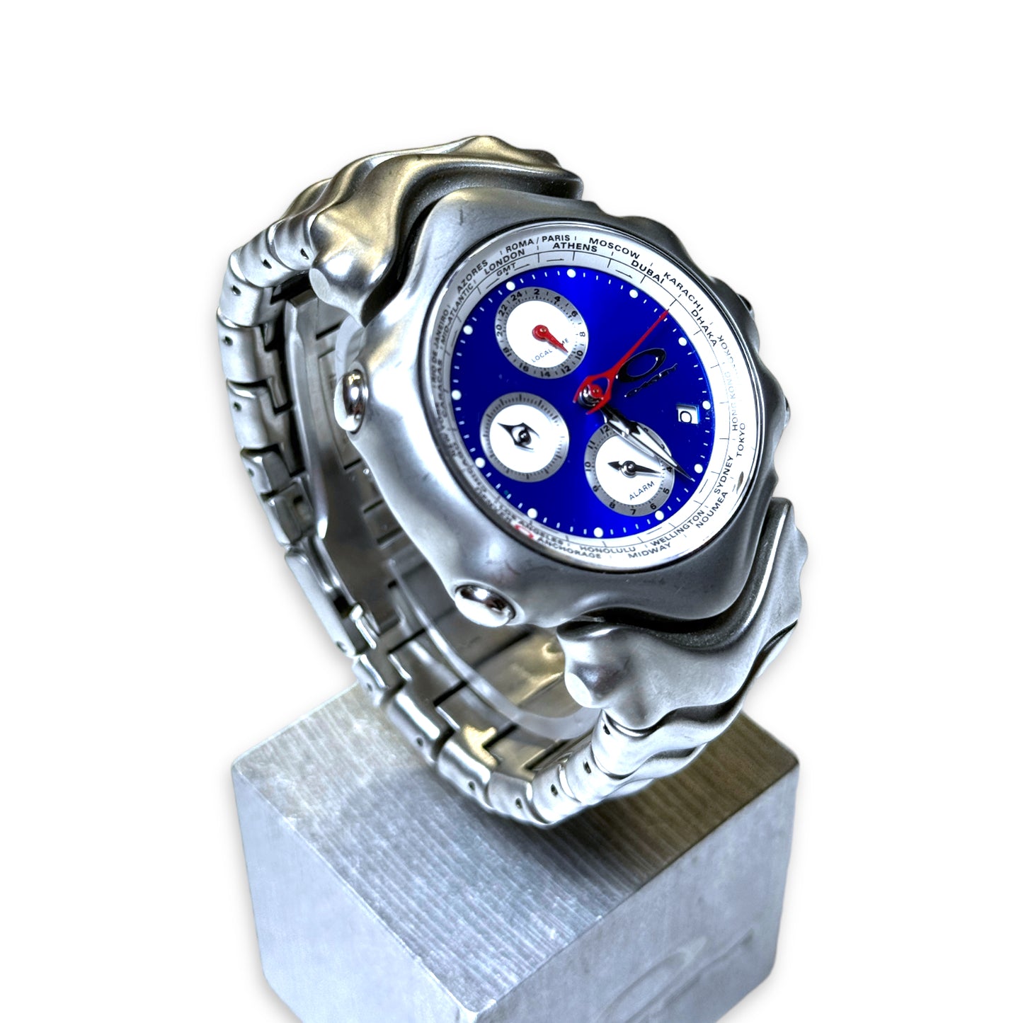 Montre analogique bleue aiguisée Oakley GMT 2003