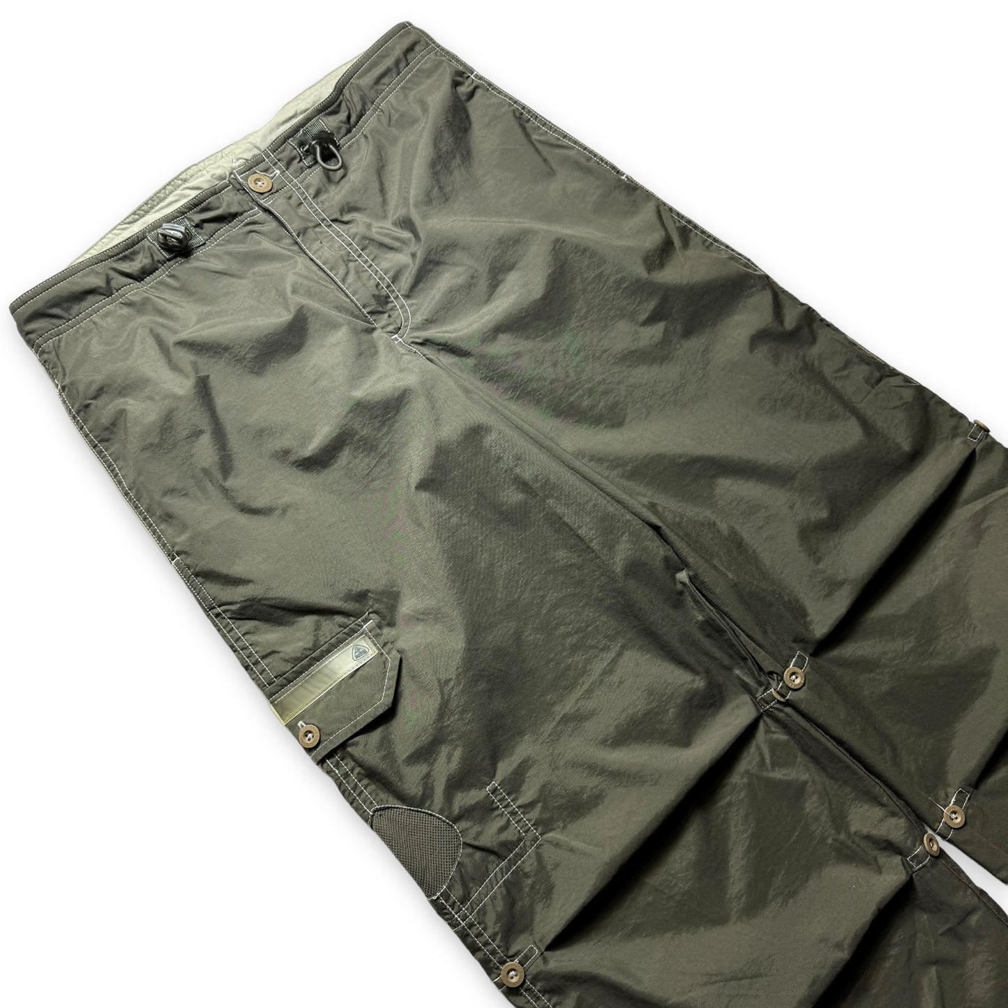 Early 2000's Nike ACG Nylon Cargo Pant - 32-34" Waist