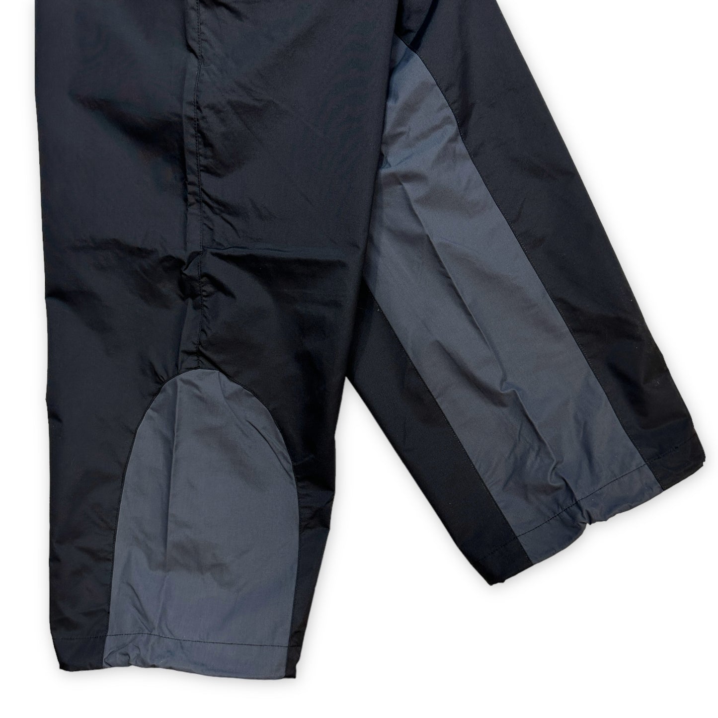 Nike ACG Panelled Track Pant - Small & Medium