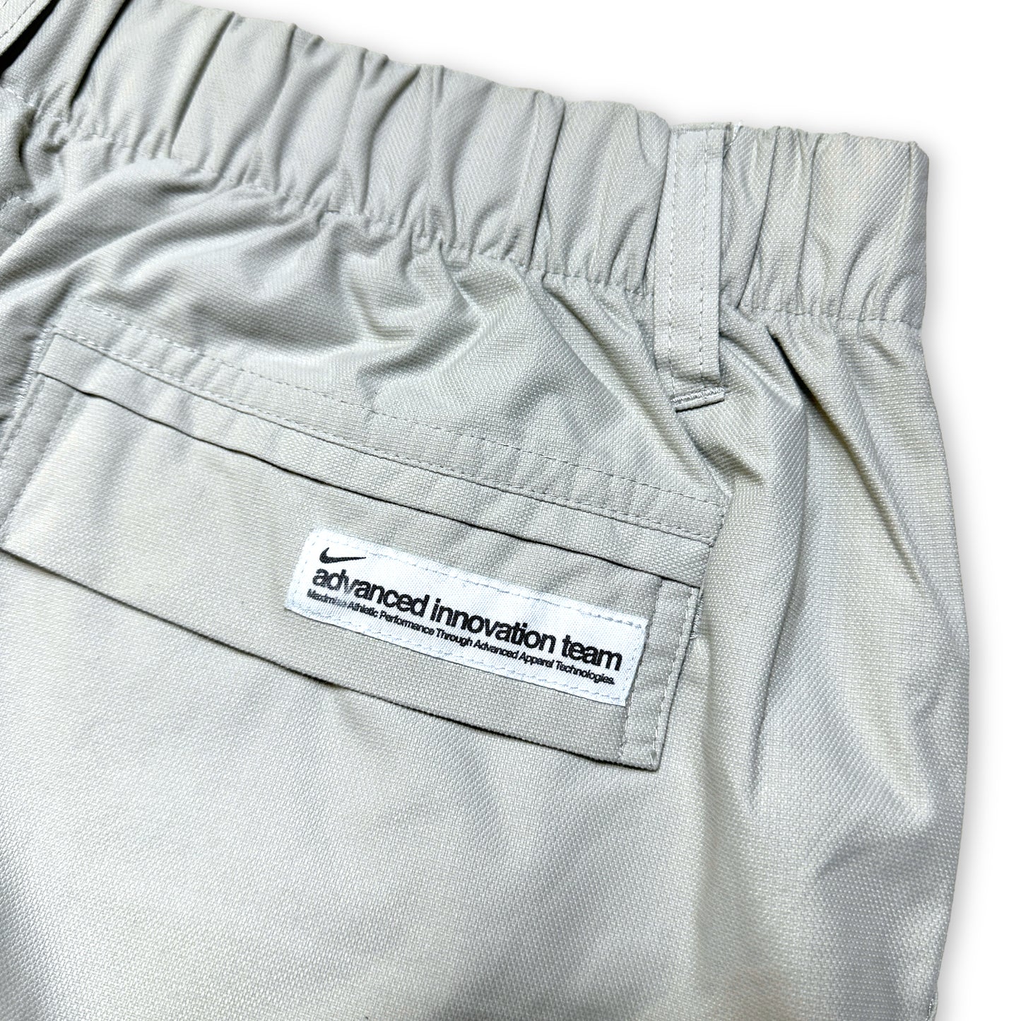 Pantalon cargo Nike Advanced Innovation Team du début des années 2000 - Taille 32"-40"