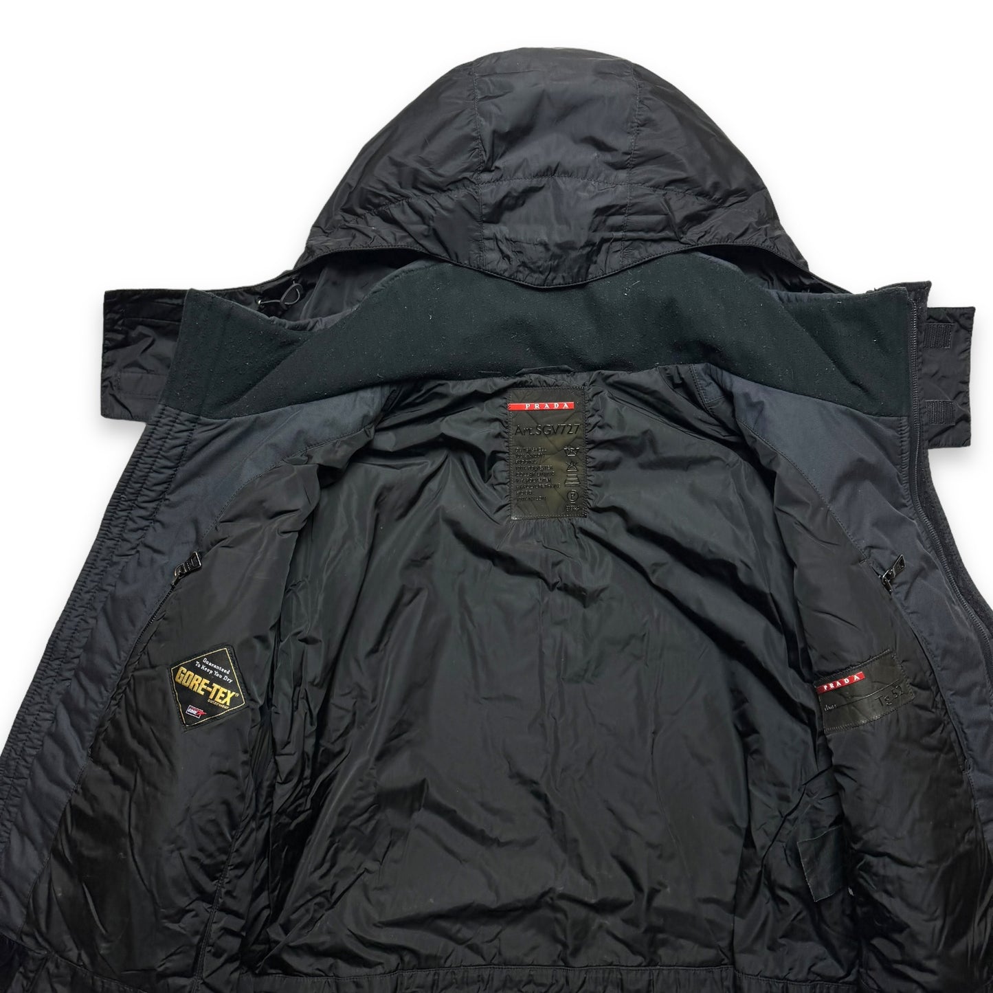 Early 2000's Prada Mainline Gore-Tex Jet Black Skii Jacket - Large / Extra Large