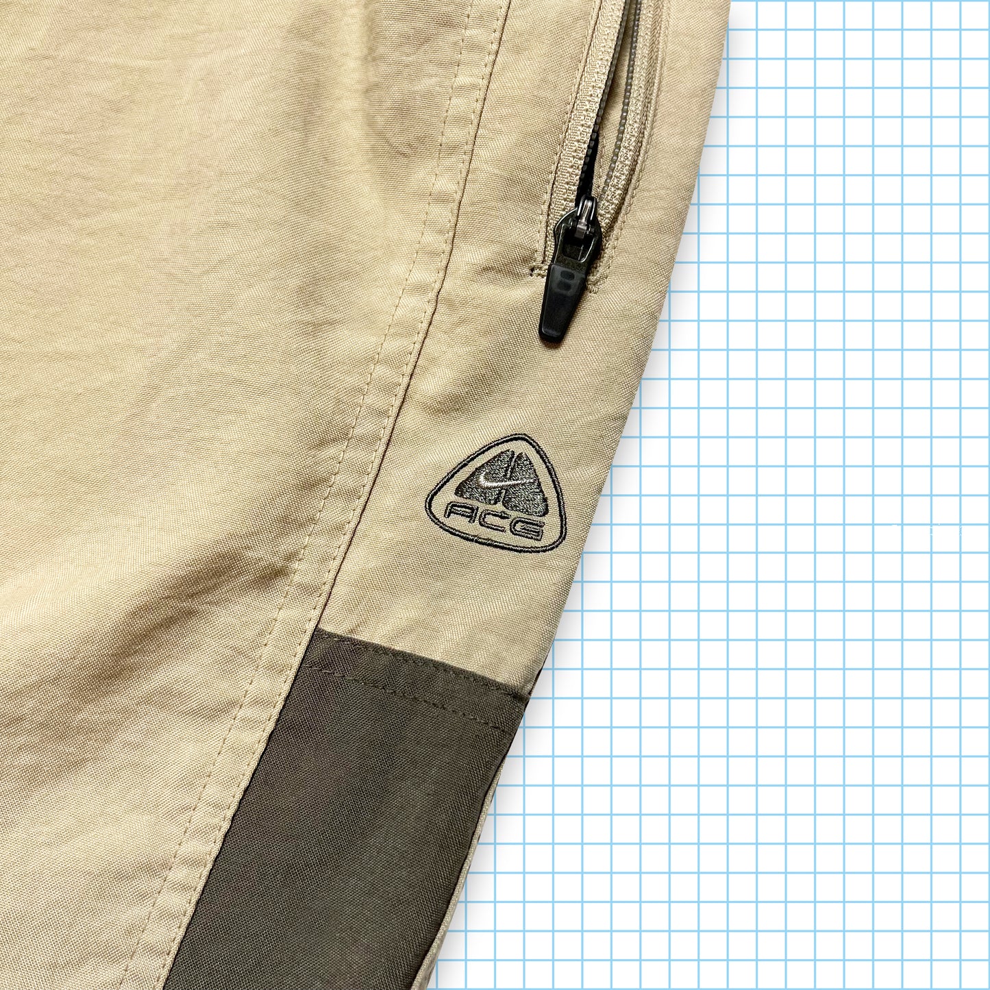 Nike ACG Side Stripe Trail Pant - Small
