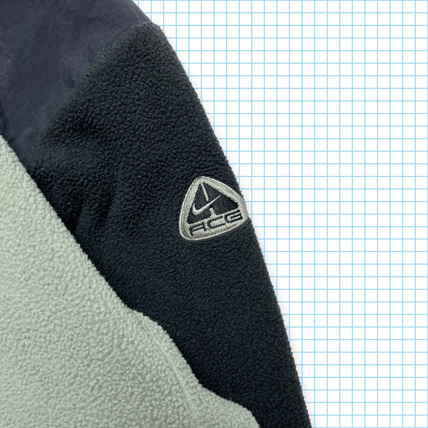 Nike ACG Two Tone Fleece - Large / Extra Large