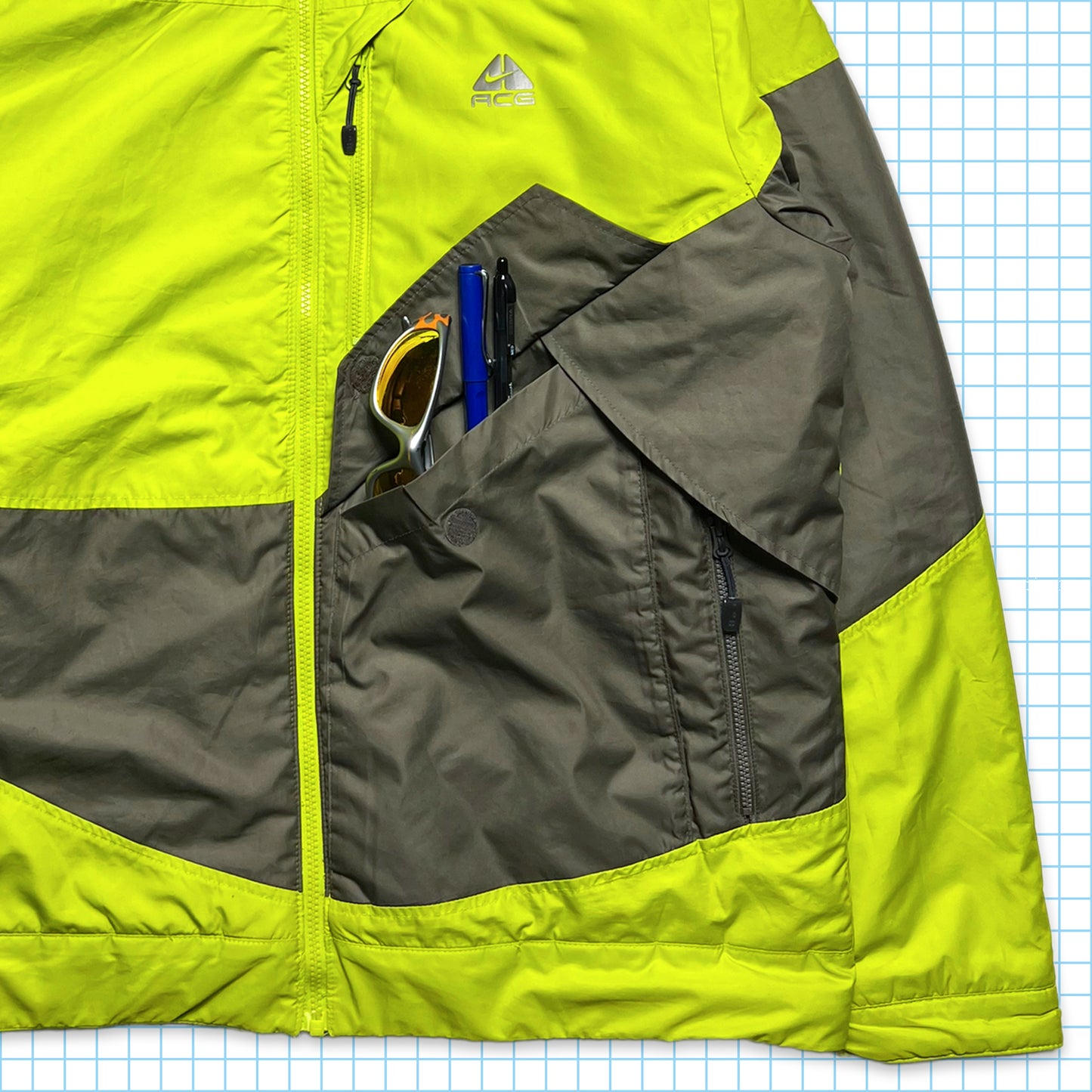 Nike ACG Volt Green Fleece Nylon Reversible Jacket - Extra Large