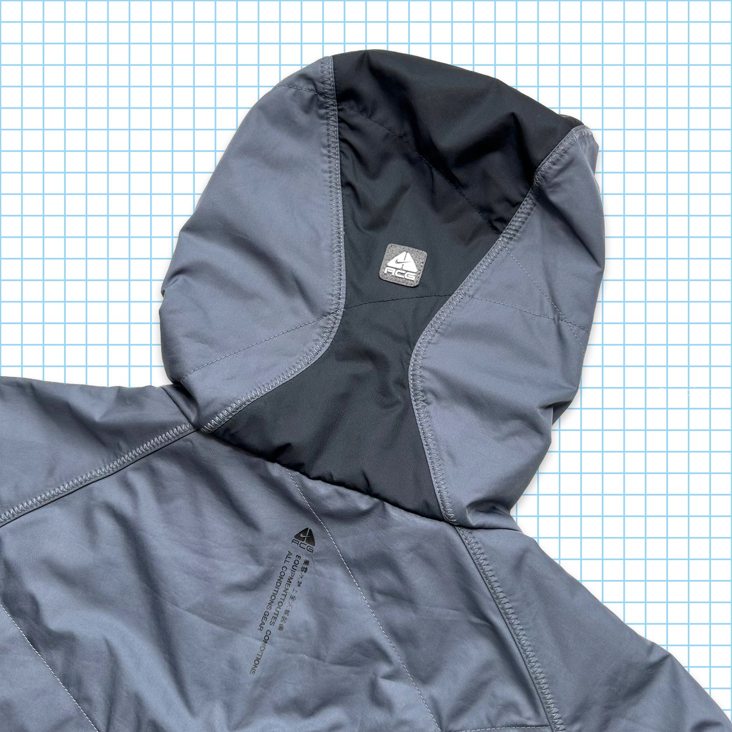 Nike ACG Fluorescent Zip Lightweight Jacket - Medium / Large