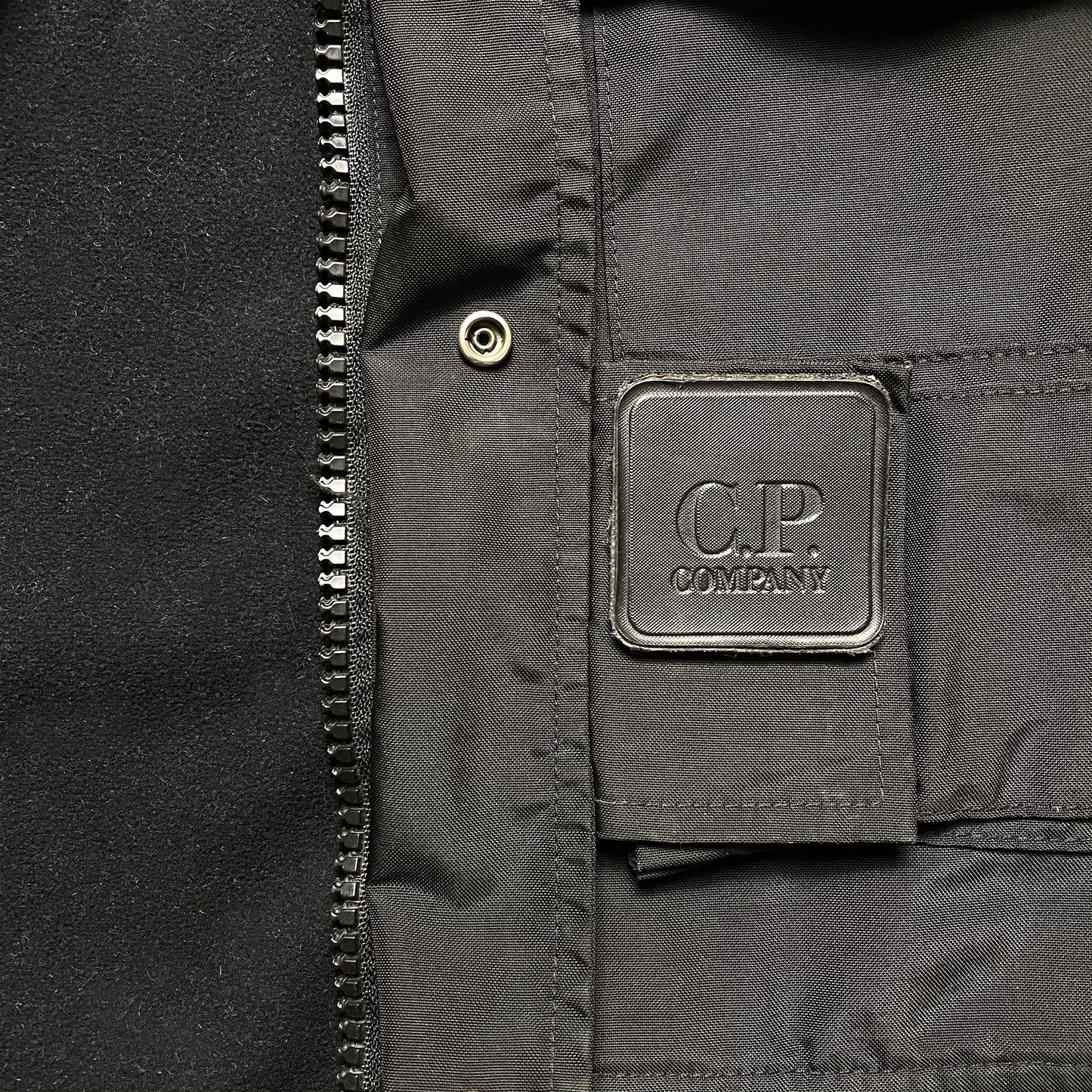 Vintage CP Company Urban Protection Metropolis Stealth Black Multi Pocket Jacket AW99' - Extra Large / Extra Extra Large