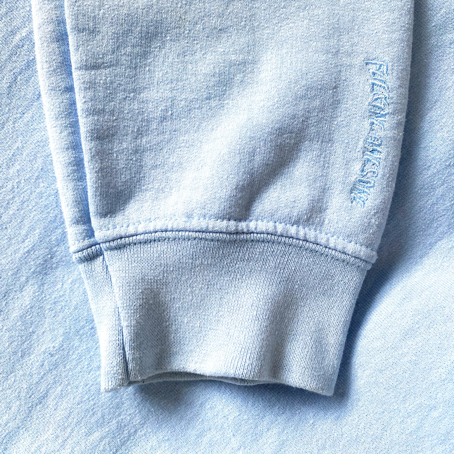 Fucking Awesome x Dover Street Market Baby Blue Spellout Crew - Petit / Moyen