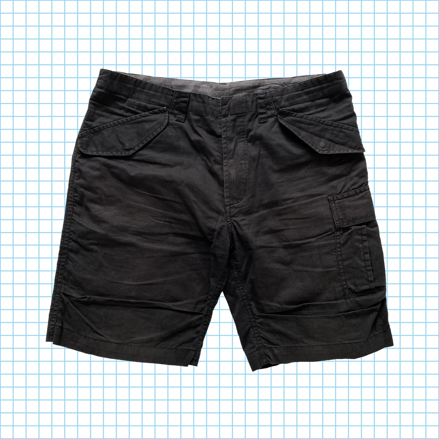 Short cargo brodé dragon Maharishi