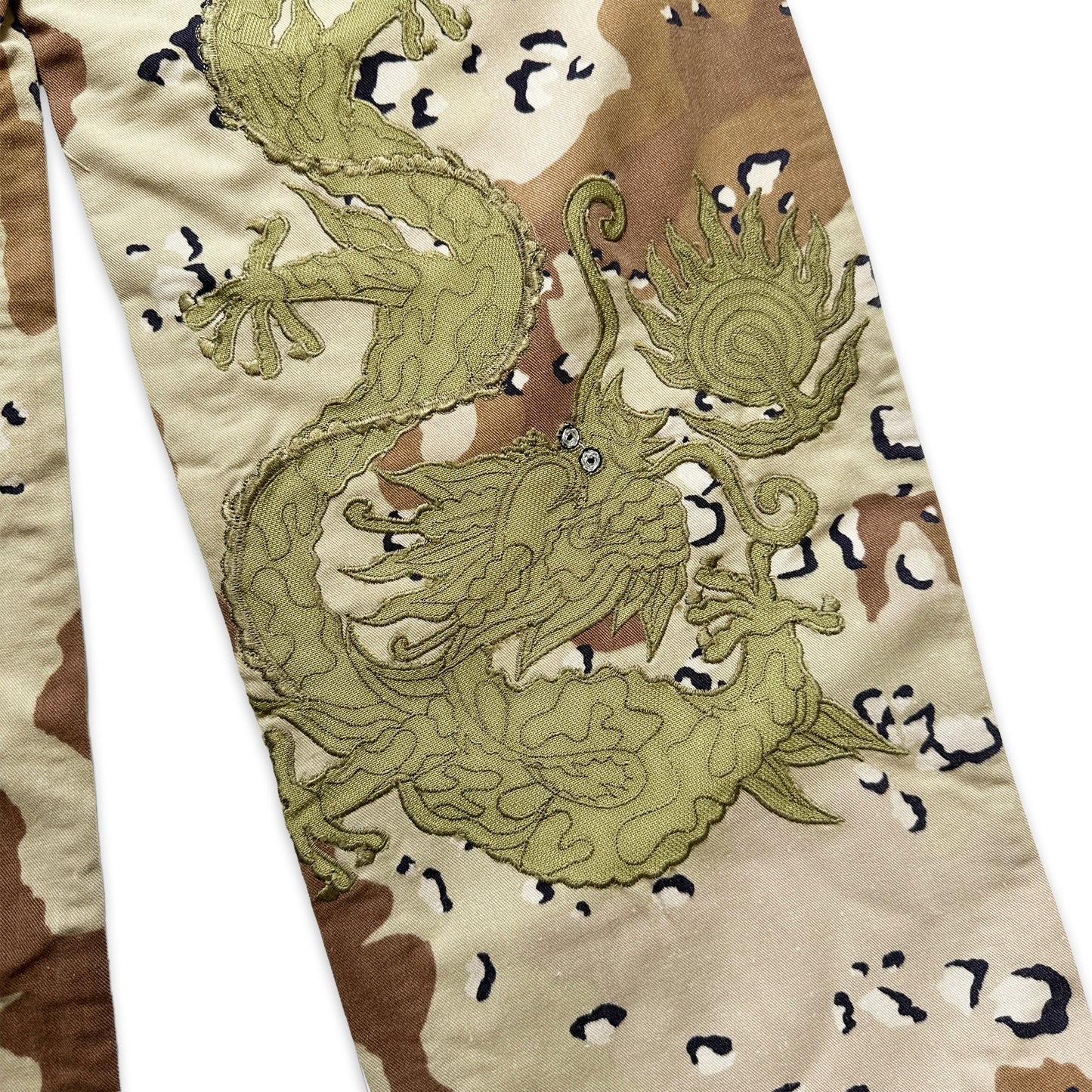 Early 2000's Maharishi Reclaimed US O81 Desert DPM Camo Embroidered Sand Dragon Snopants - Extra Small & Small