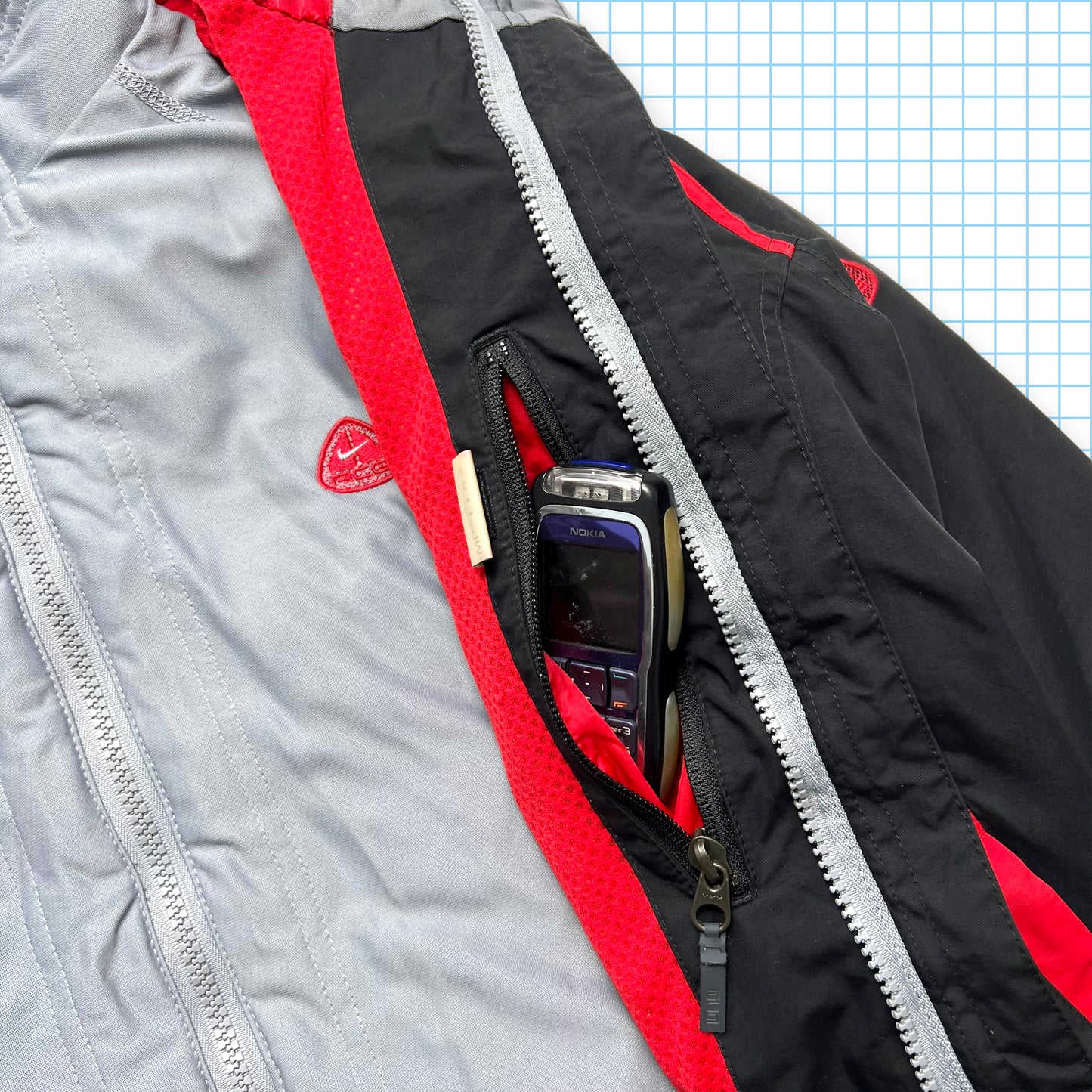 Nike ACG Red/Black Taped 2in1 Technical Jacket - Medium
