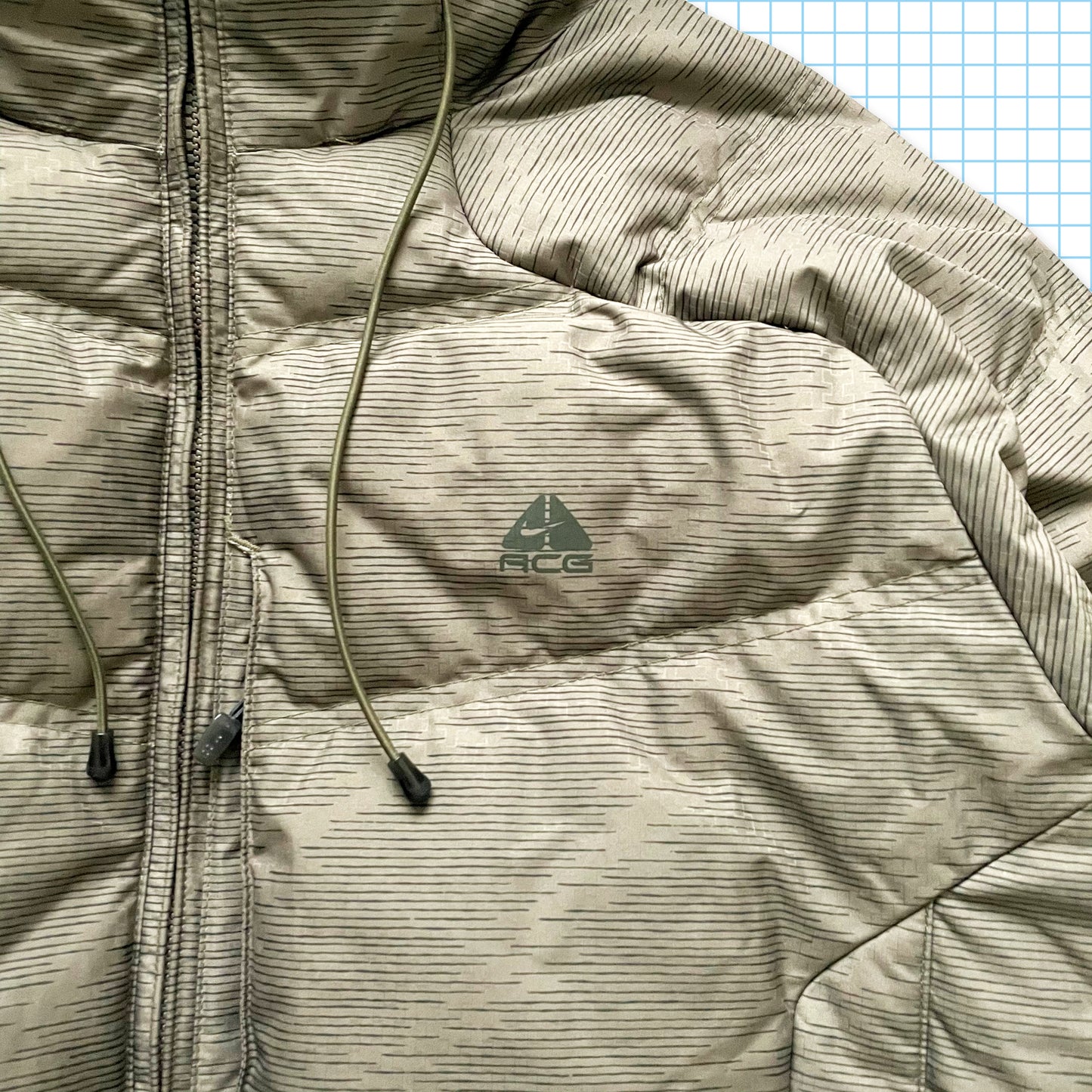 Vintage Nike ACG 650 Down Fill Khaki Puffer Jacket - Large