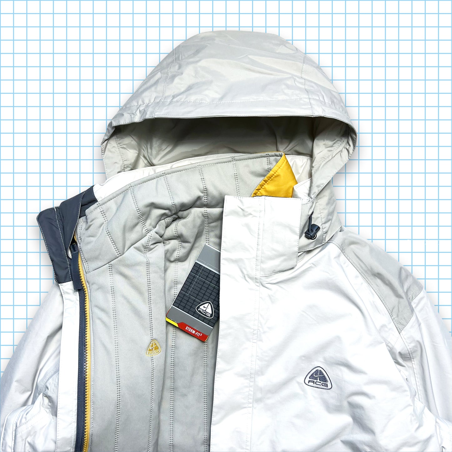 Nike ACG 5in1 Techical Padded Jacket - Extra Large