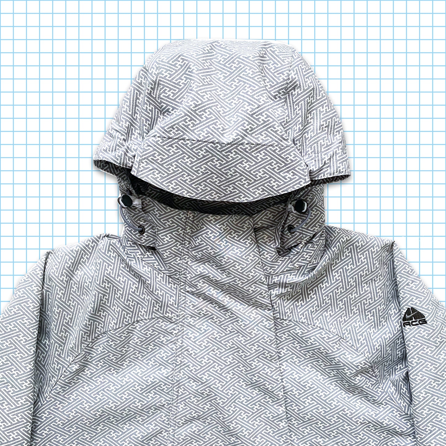 Vintage Nike ACG Aztek Grey/White Padded Jacket - Large